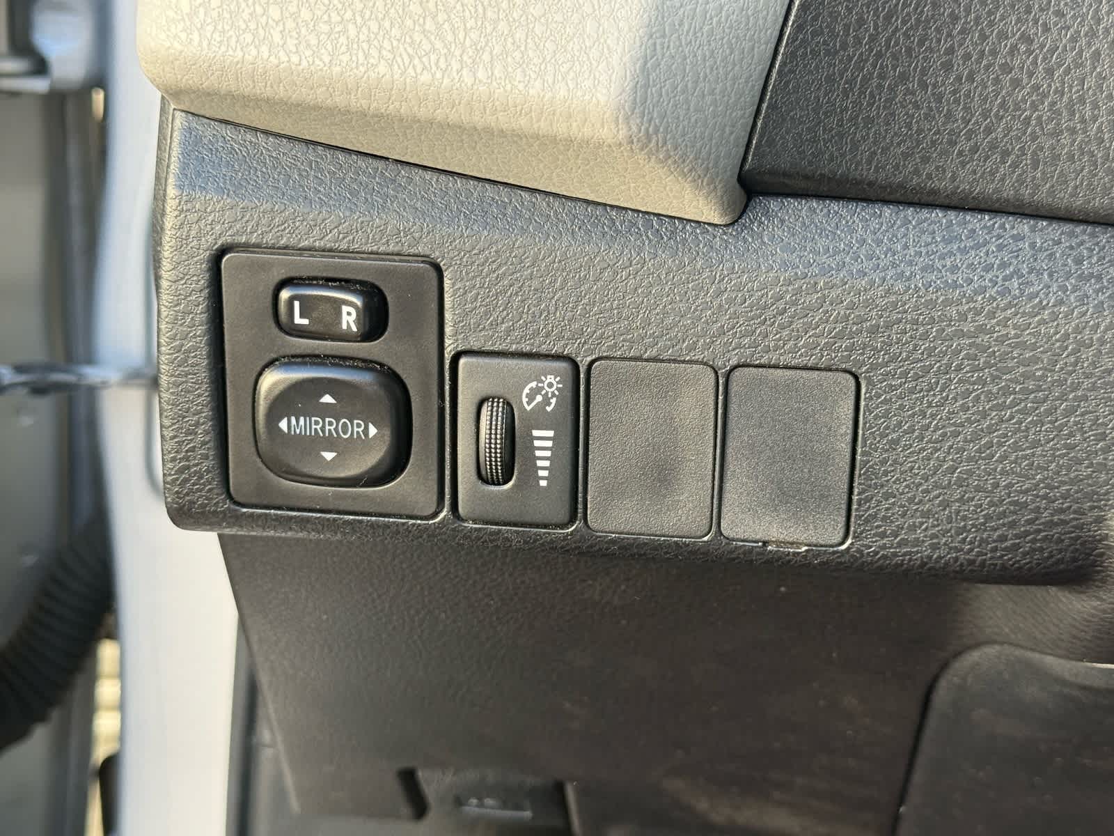 Thumbnail: 2015 Toyota Corolla - 12