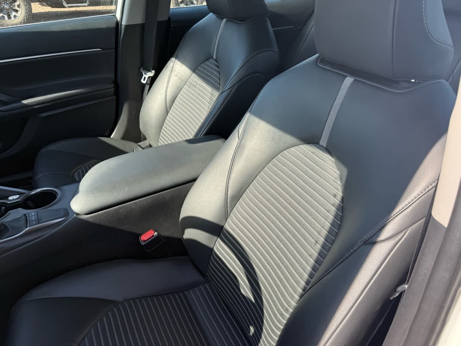 2023 Toyota Camry SE 15
