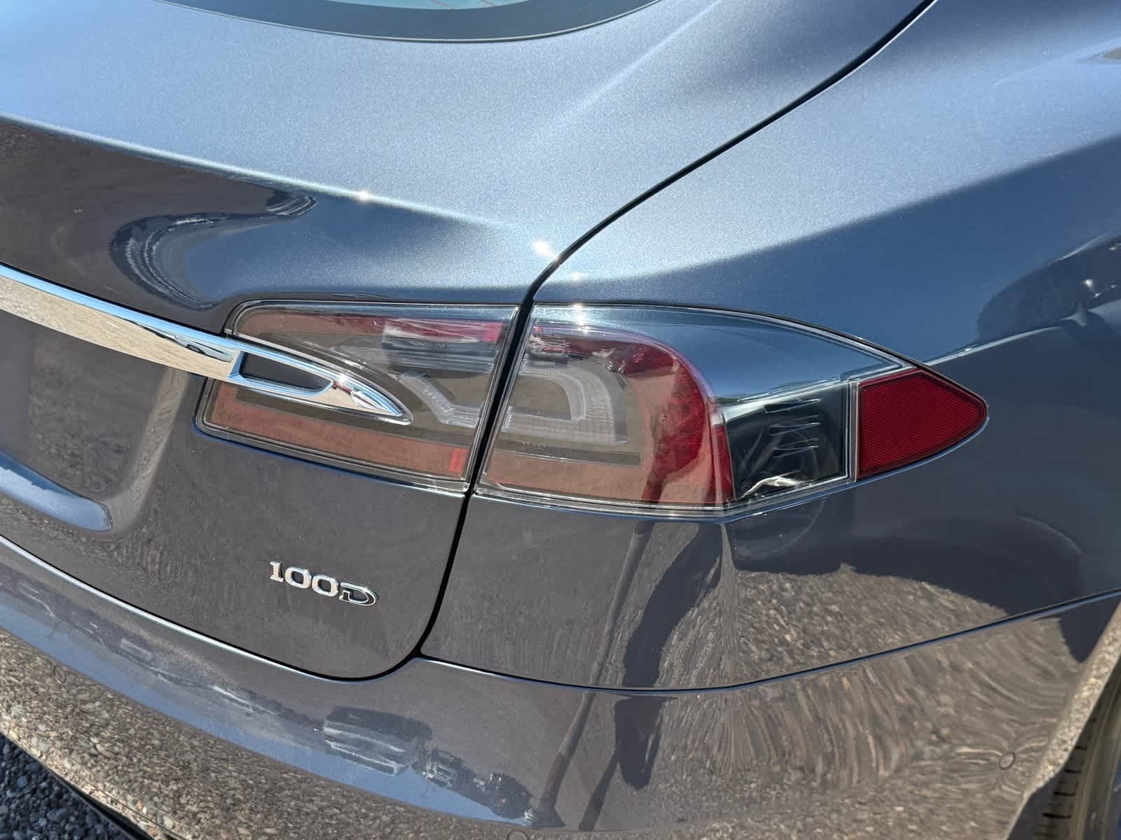 Thumbnail: 2018 Tesla Model S - 16