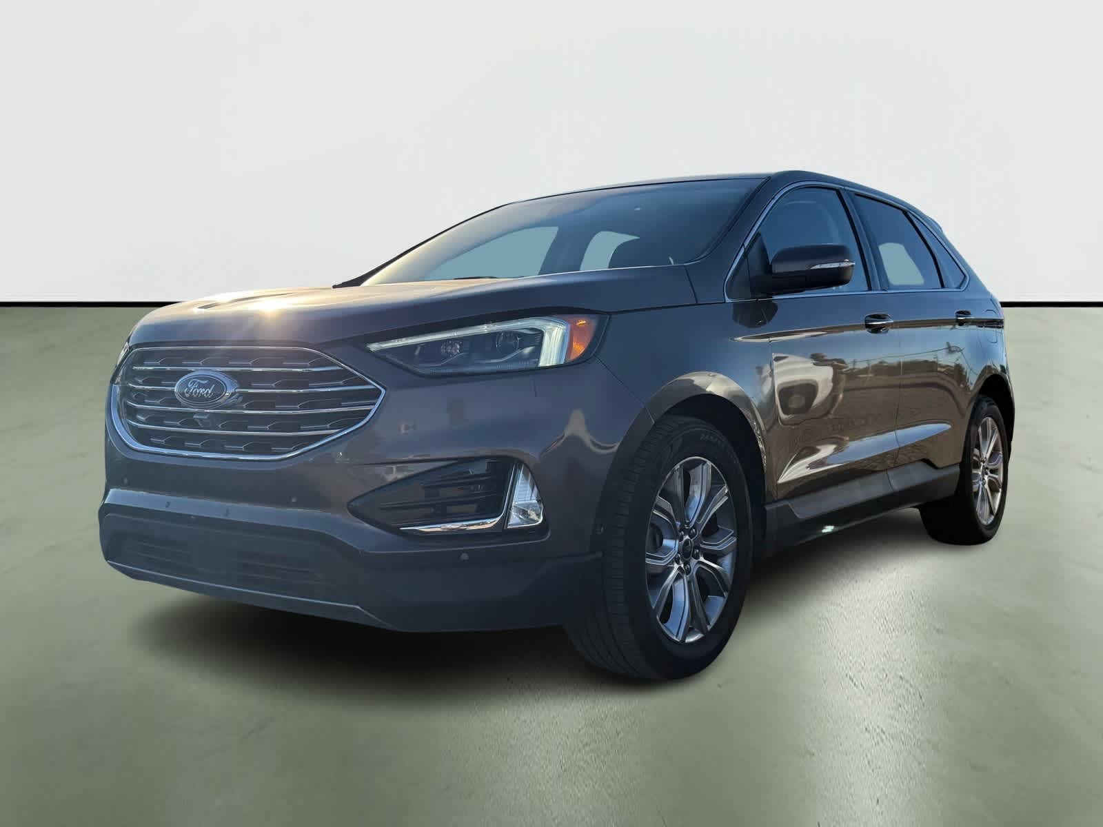 Thumbnail: 2019 Ford Edge - 2