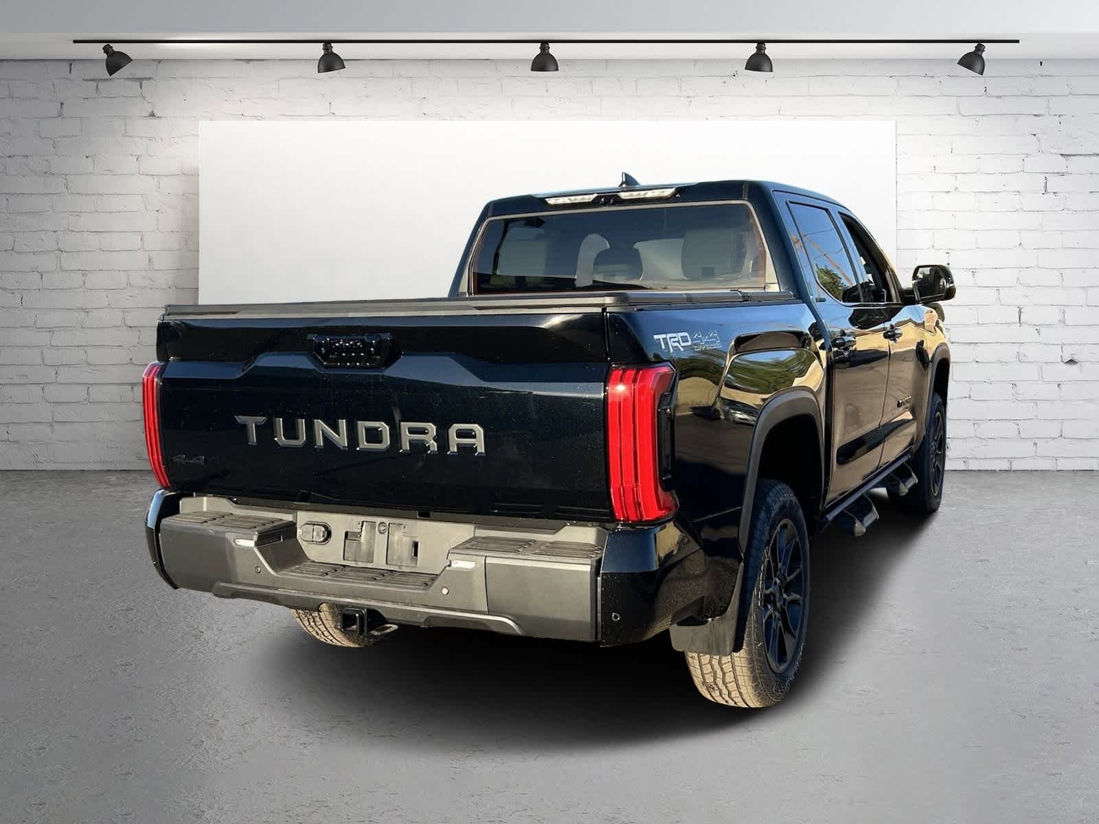 Thumbnail: 2024 Toyota Tundra - 6
