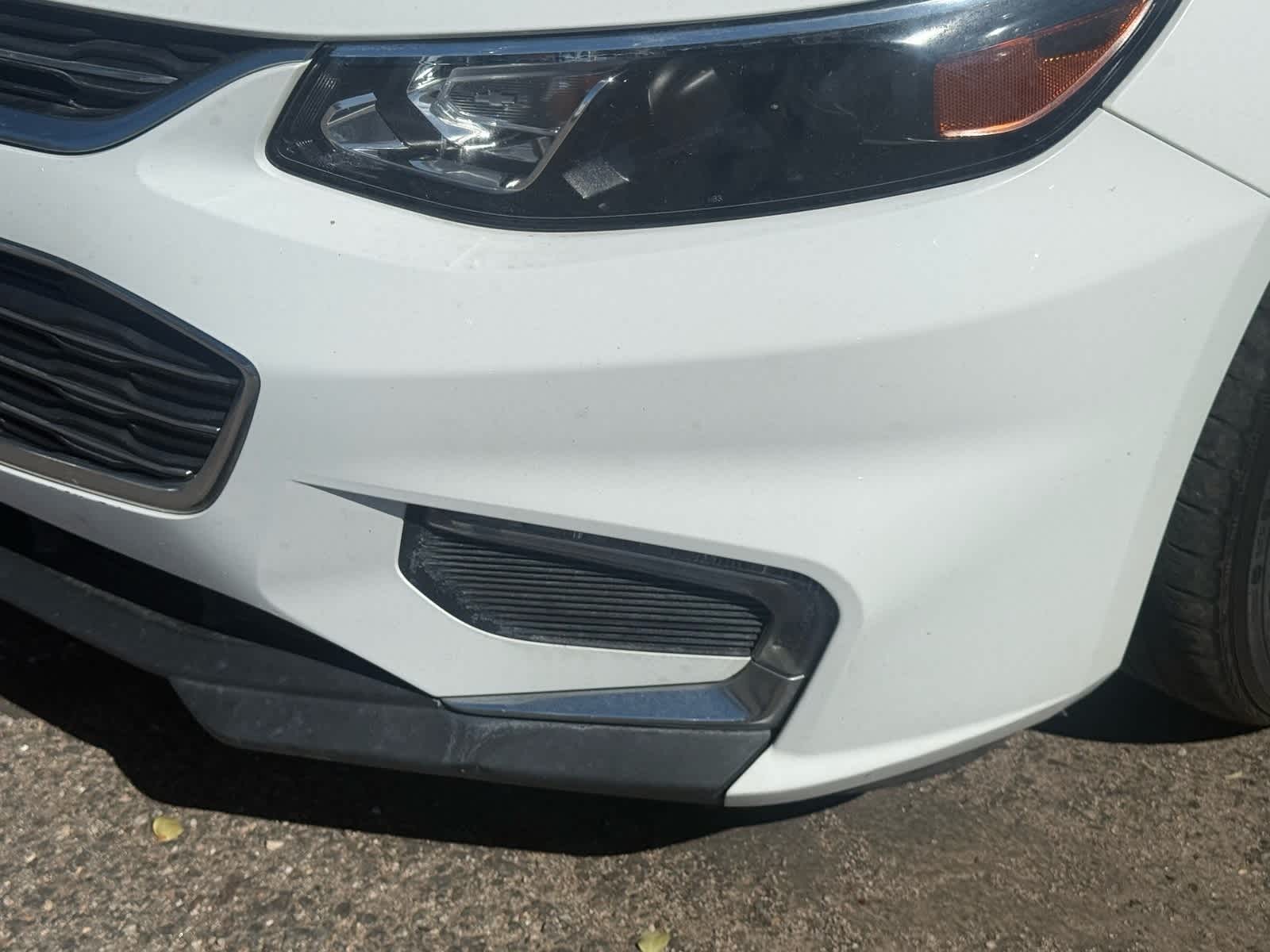 Thumbnail: 2018 Chevrolet Malibu - 6