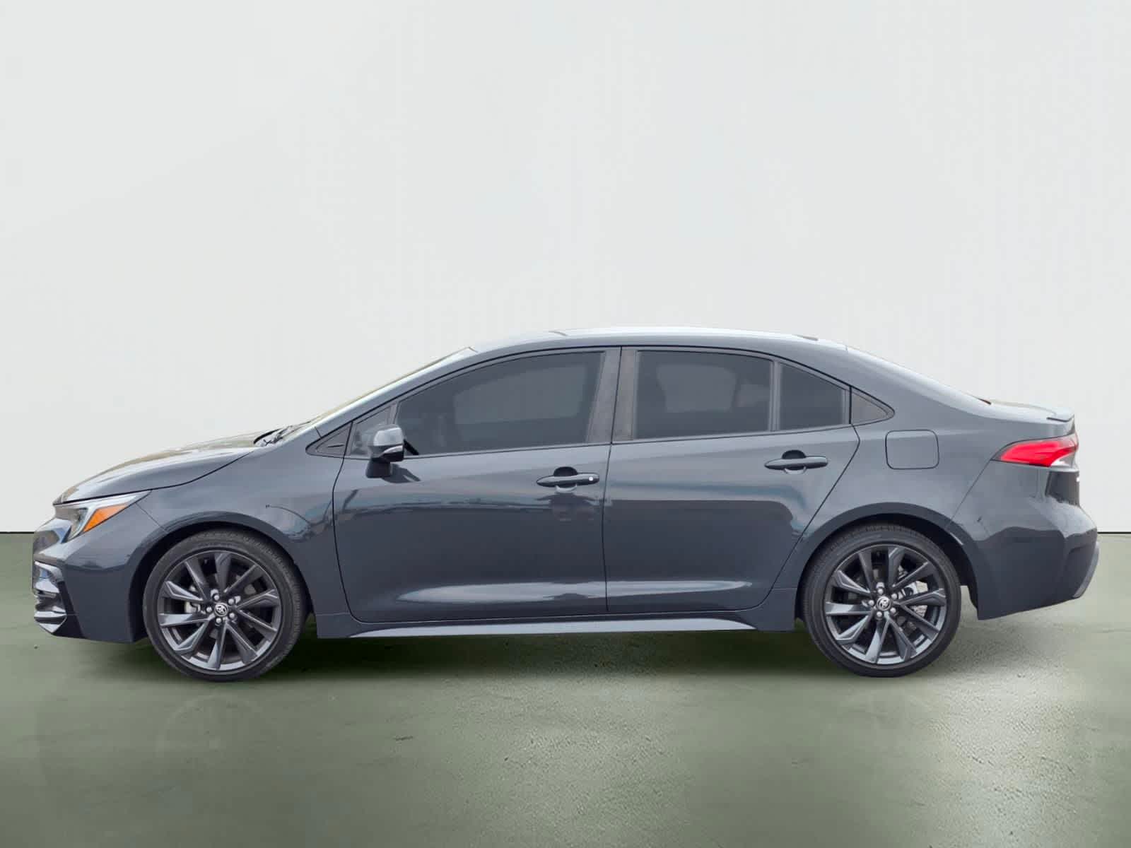 Thumbnail: 2024 Toyota Corolla - 3