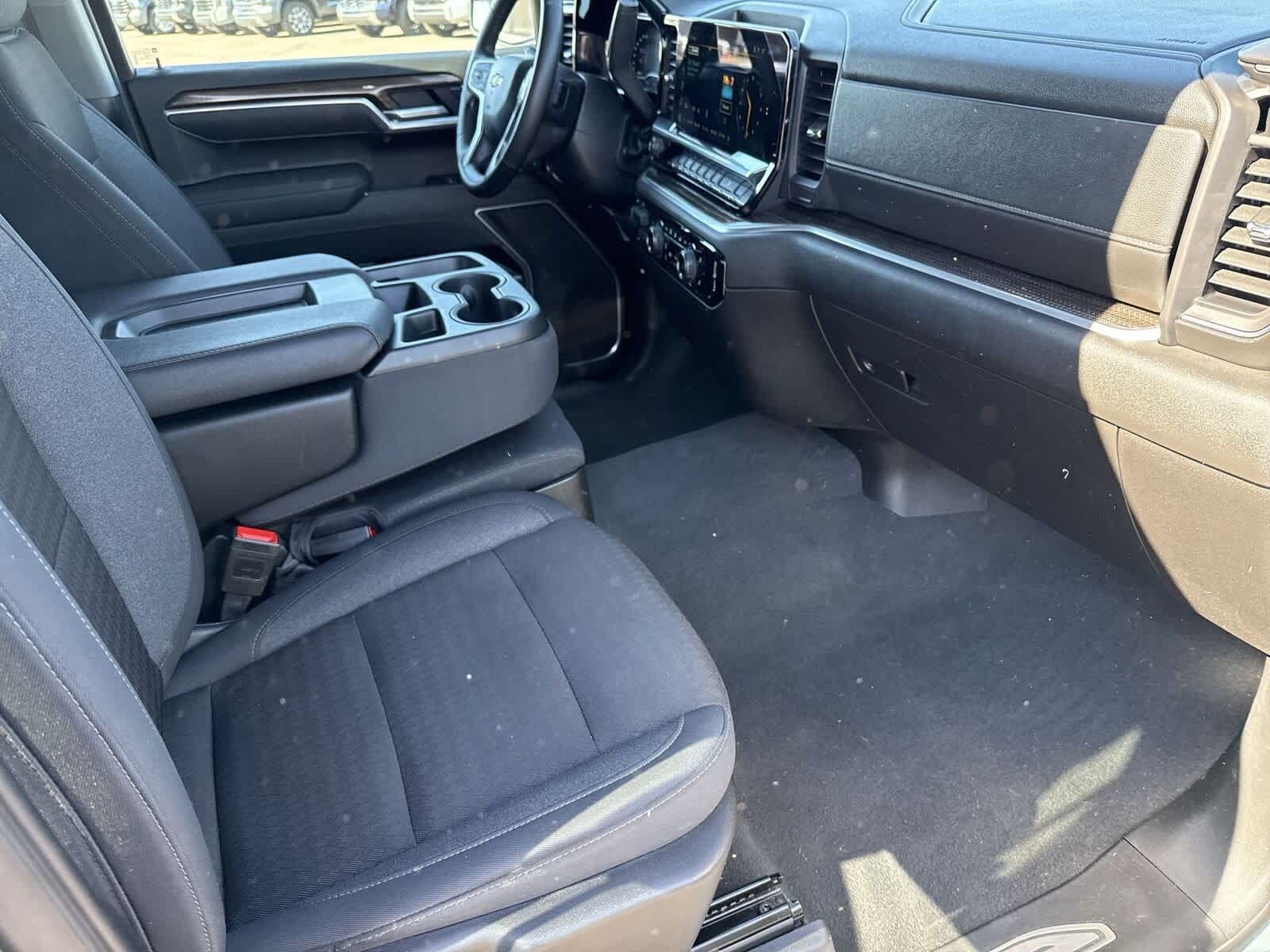 Thumbnail: 2025 Chevrolet Silverado 1500 - 10