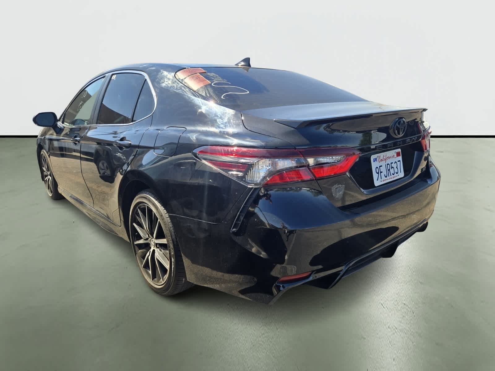 Thumbnail: 2023 Toyota Camry - 3