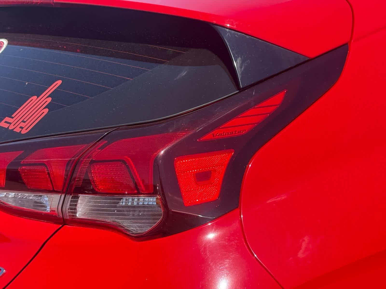 Thumbnail: 2020 Hyundai Veloster - 18