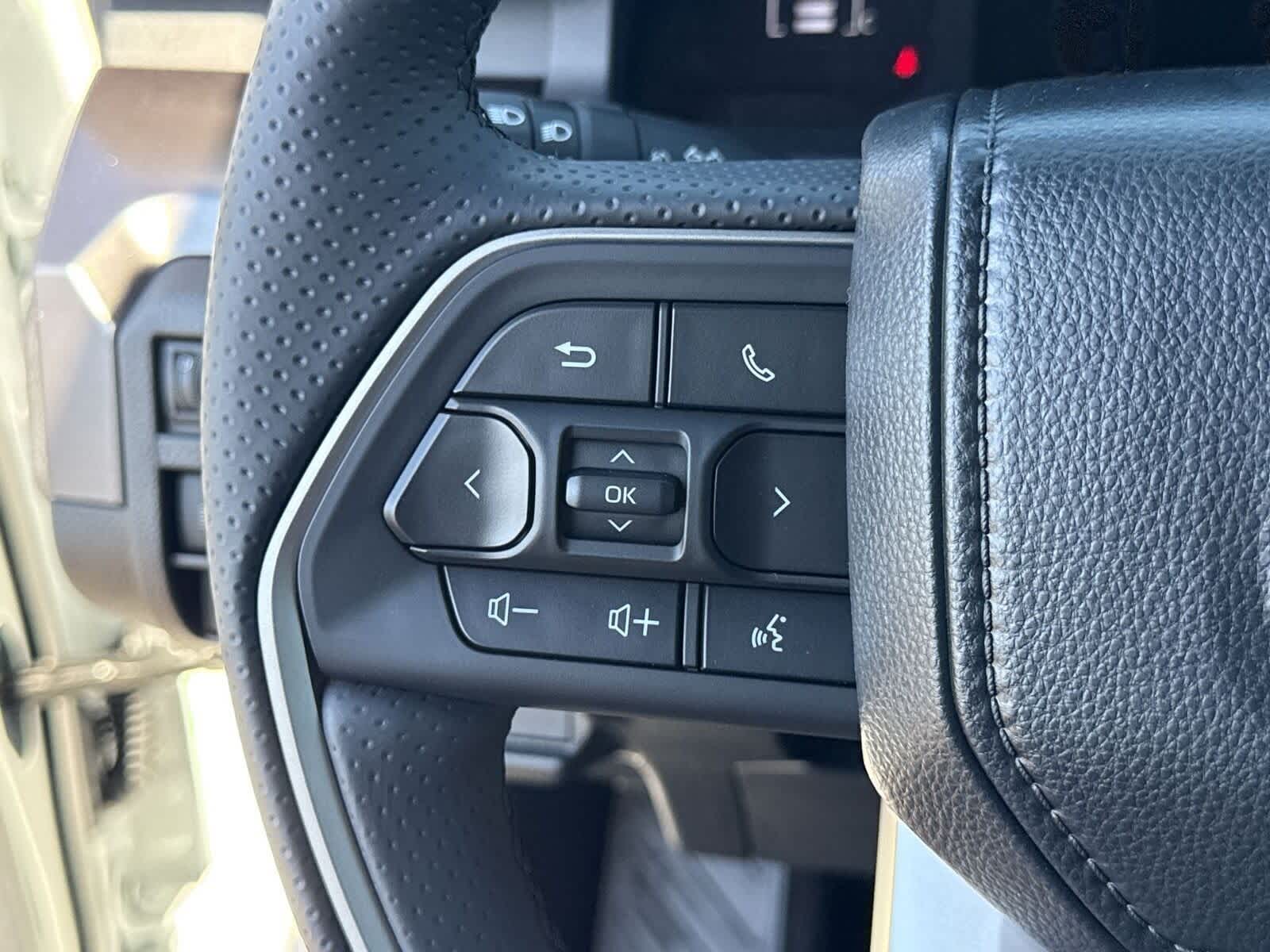 Thumbnail: 2025 Toyota 4Runner - 27