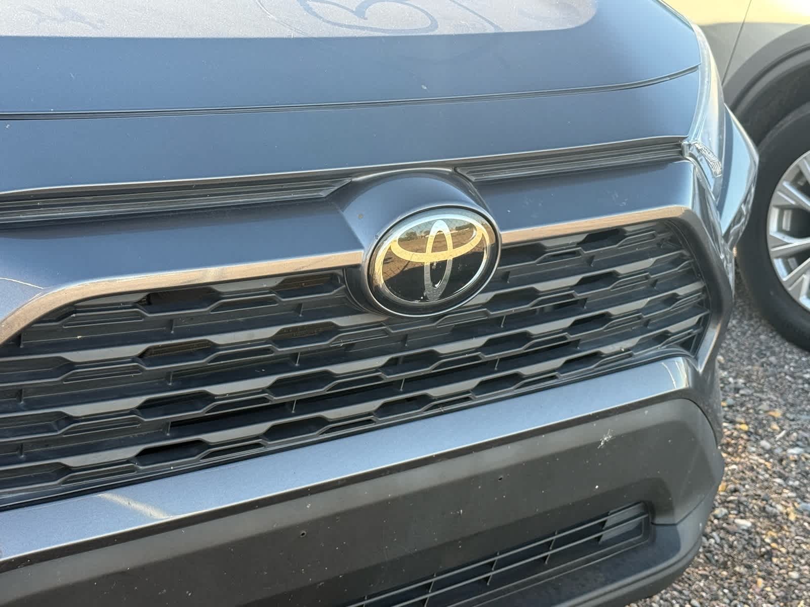 Thumbnail: 2021 Toyota RAV4 - 21