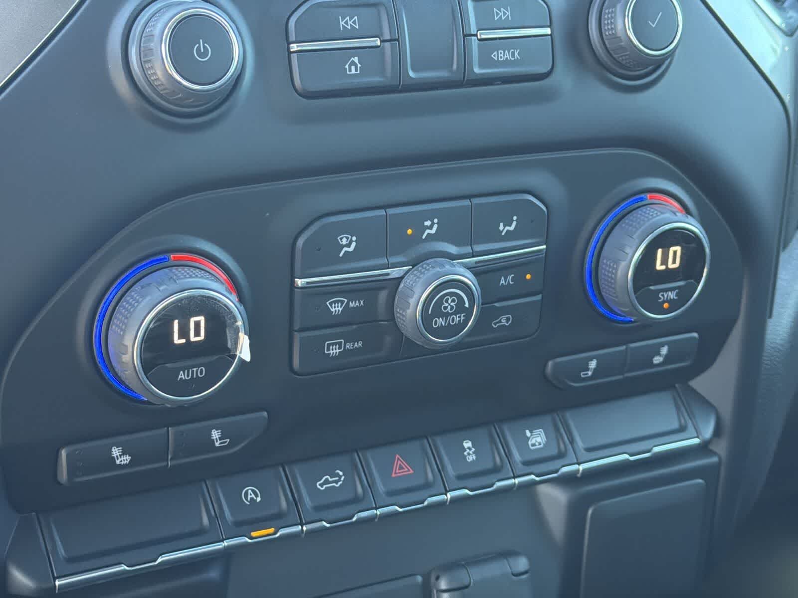 Thumbnail: 2022 Chevrolet Silverado 1500 - 23