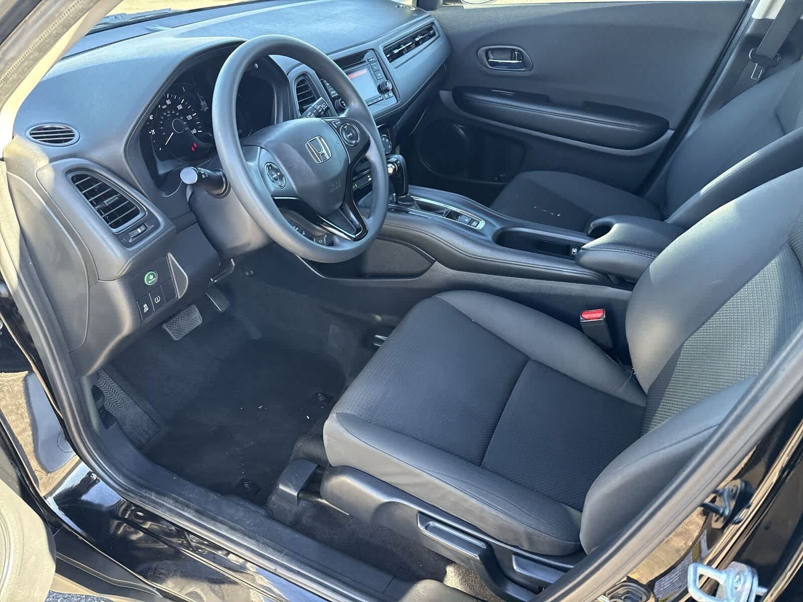 Thumbnail: 2022 Honda HR-V - 16