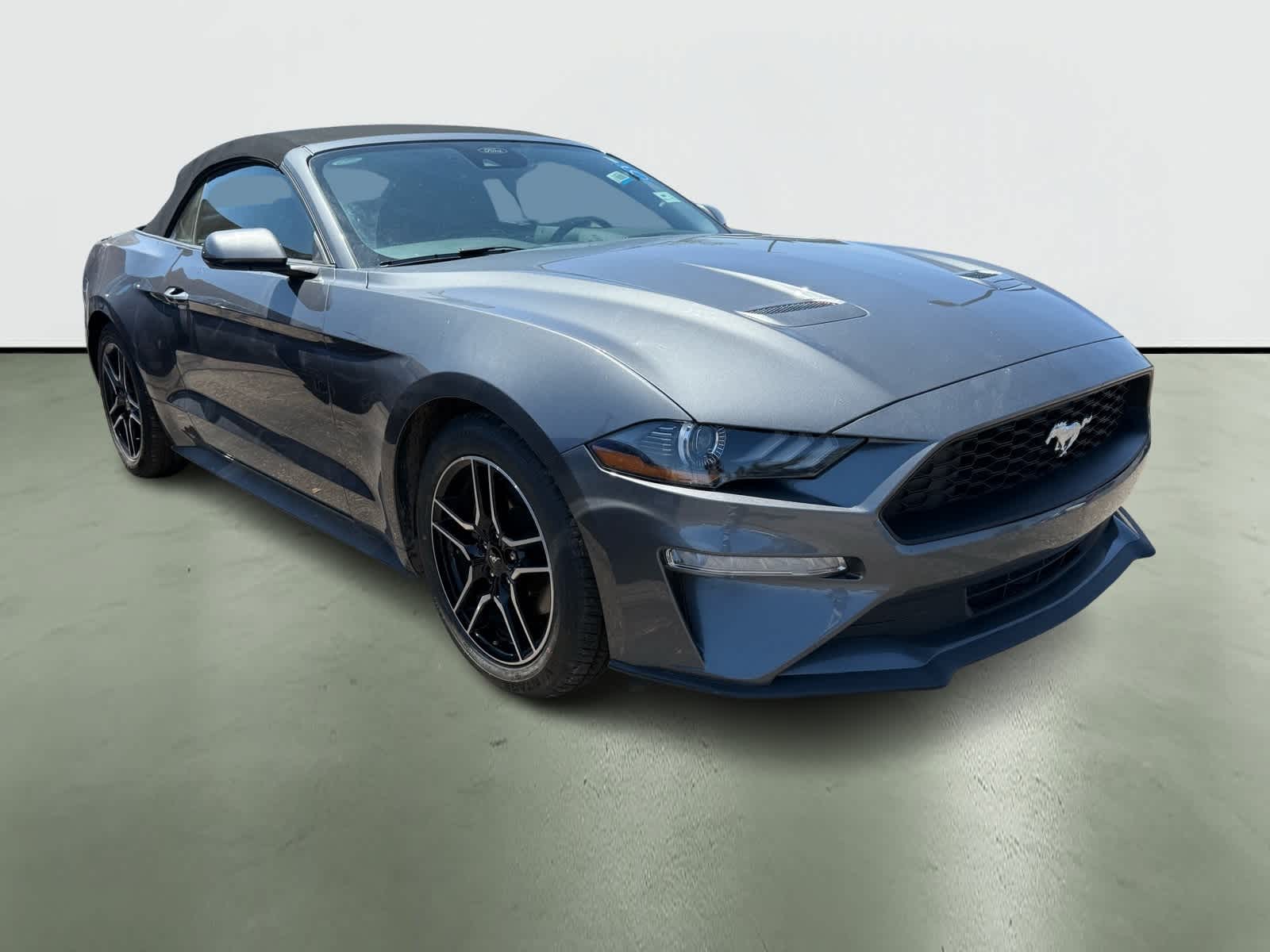 2023 Ford Mustang  4