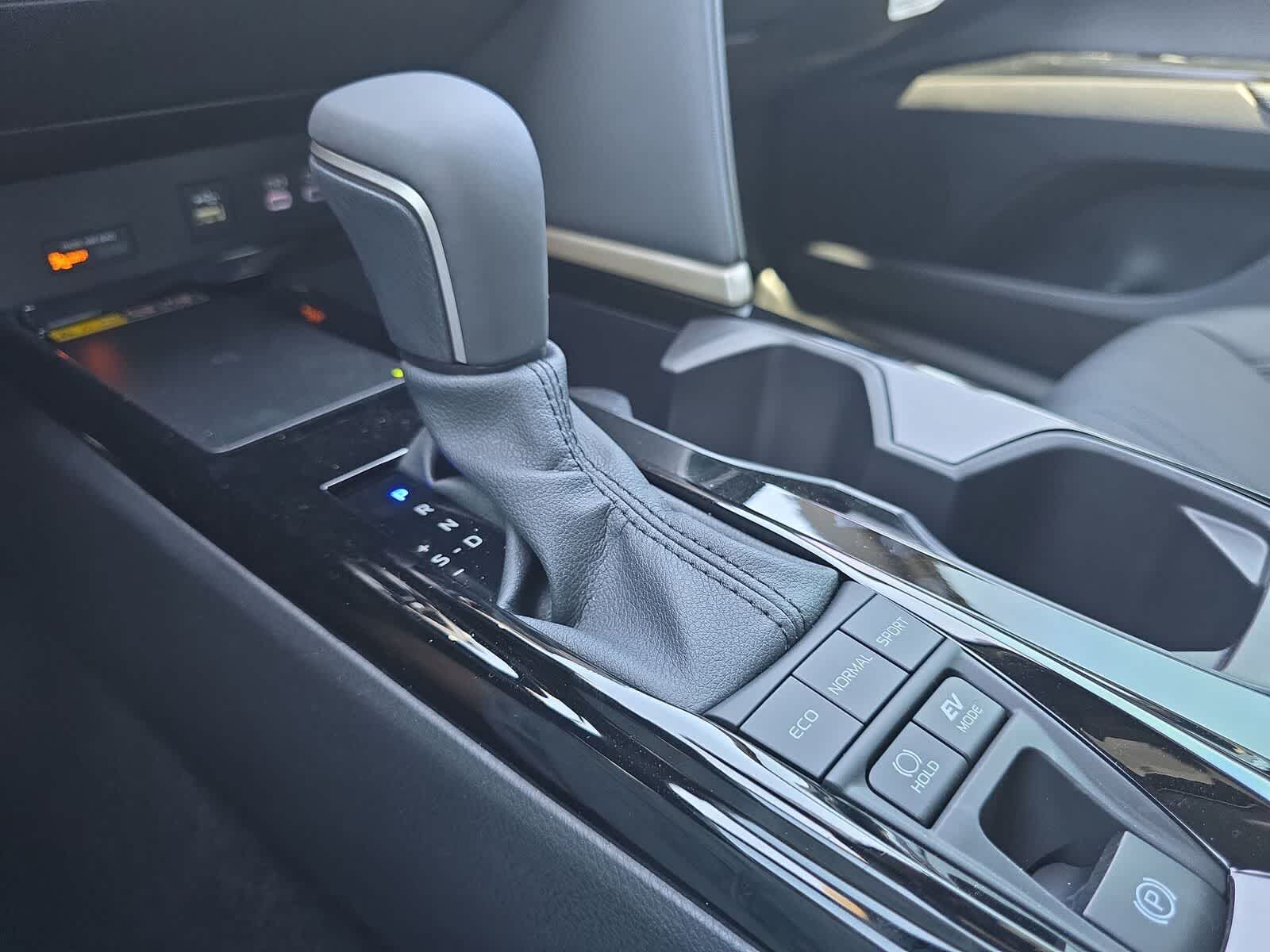 Thumbnail: 2026 Toyota Camry - 25