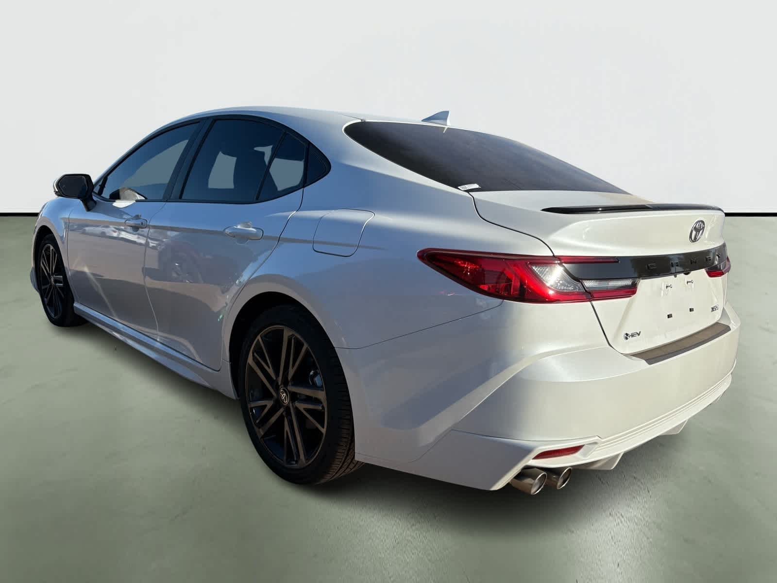 Thumbnail: 2025 Toyota Camry - 3
