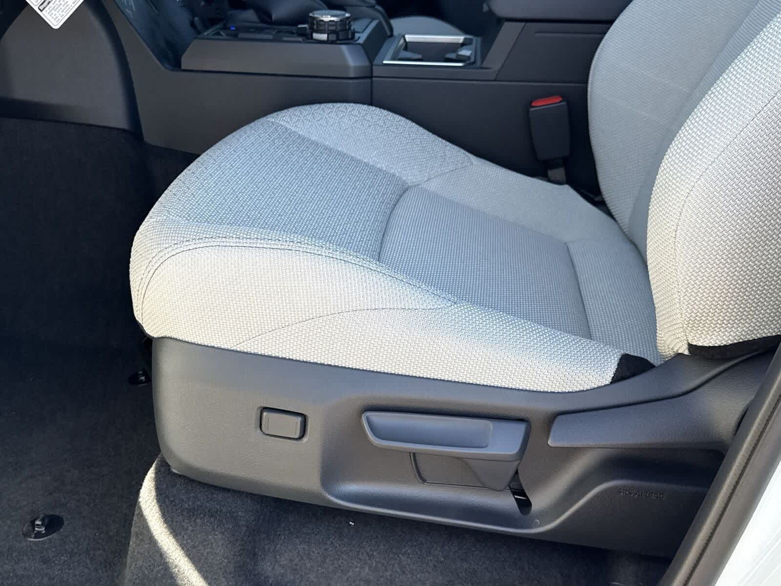 Thumbnail: 2025 Toyota 4Runner - 18