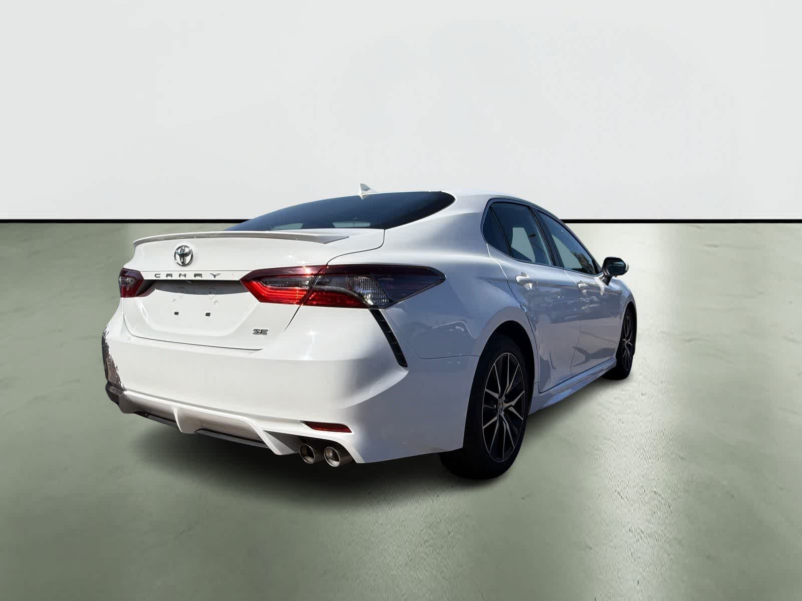 Thumbnail: 2023 Toyota Camry - 4