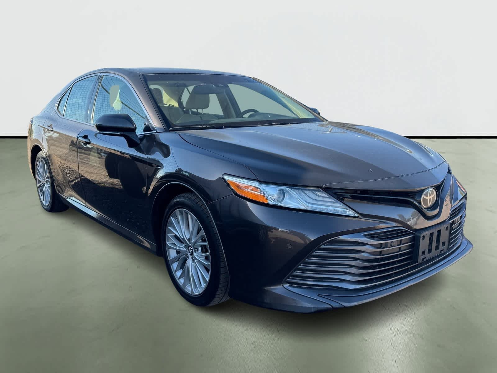 Thumbnail: 2018 Toyota Camry - 5