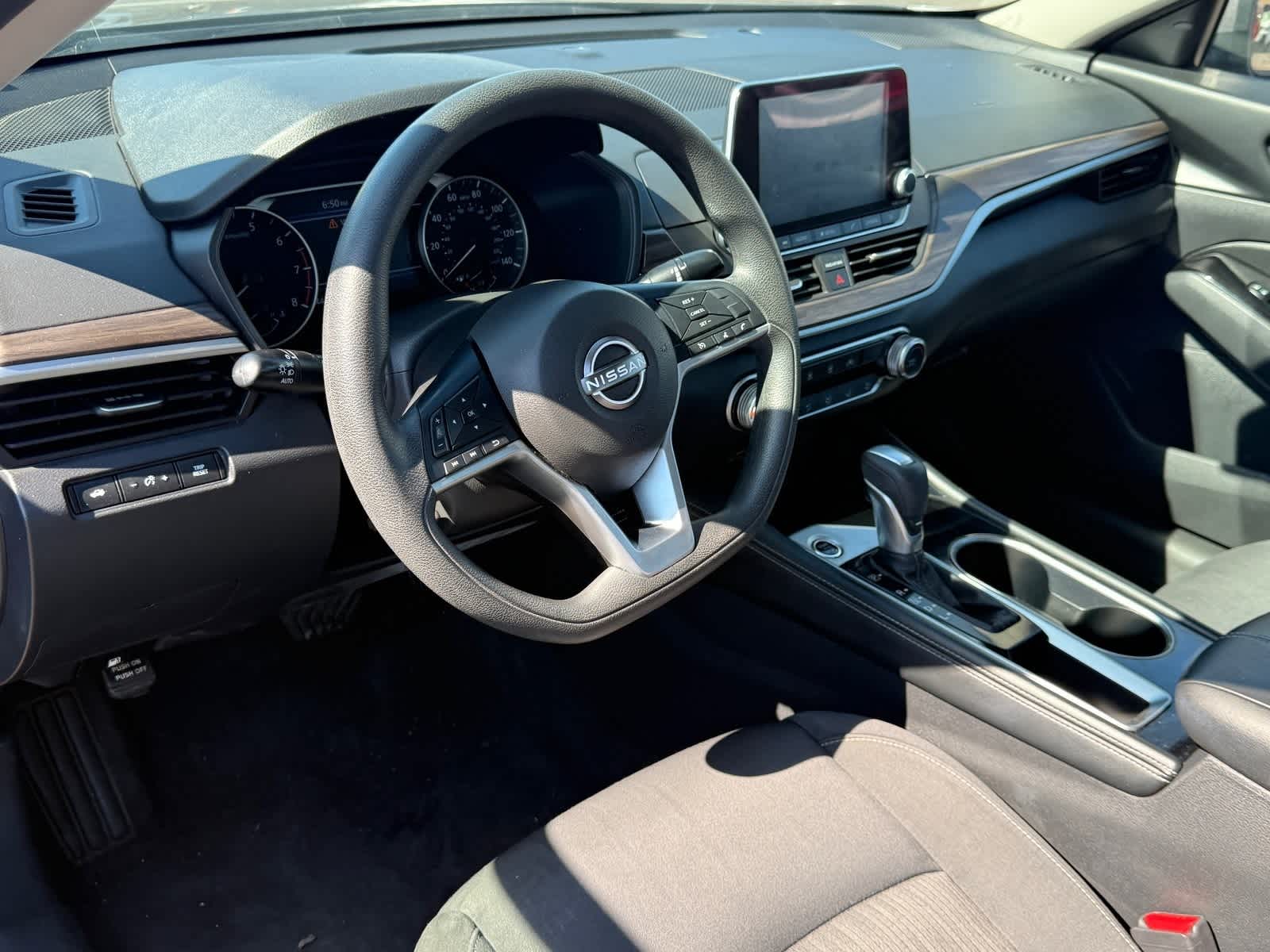 Thumbnail: 2023 Nissan Altima - 14