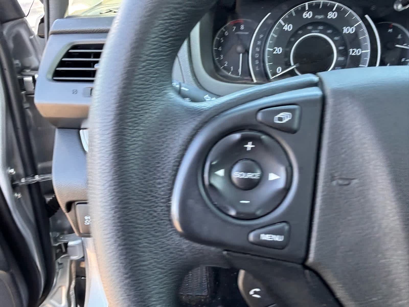 2016 Honda CR-V LX 12