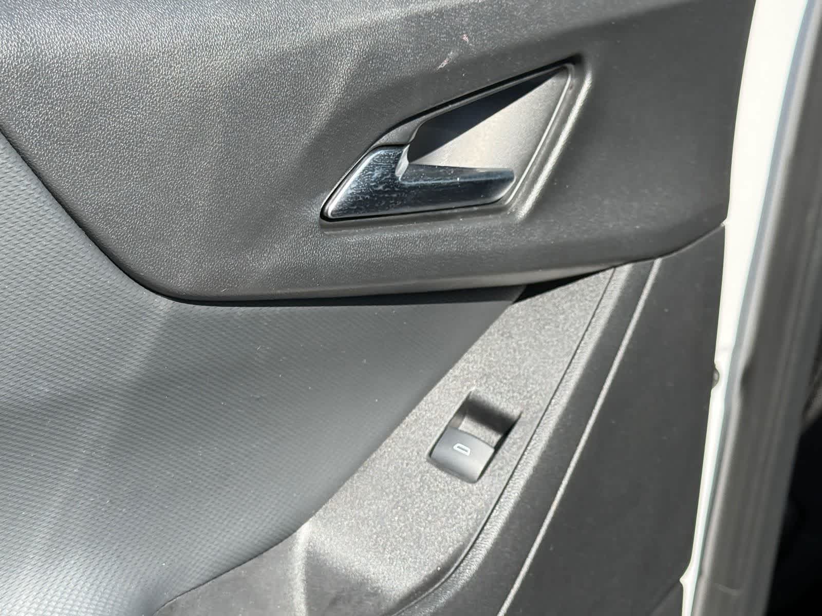 Thumbnail: 2026 Chevrolet Equinox - 10