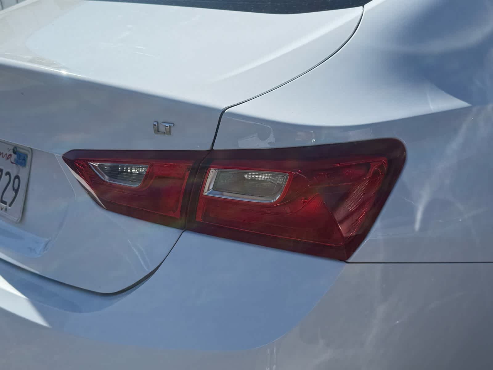 Thumbnail: 2018 Chevrolet Malibu - 15