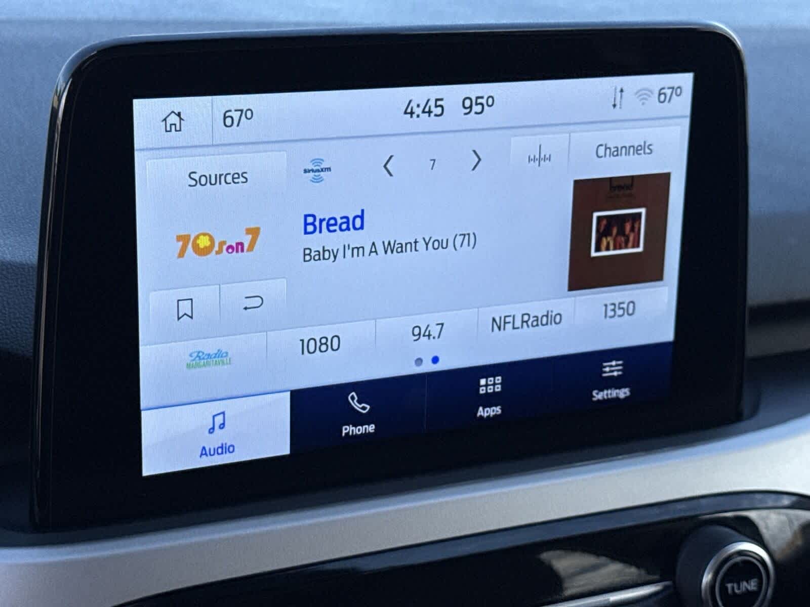 Thumbnail: 2022 Ford Escape - 20