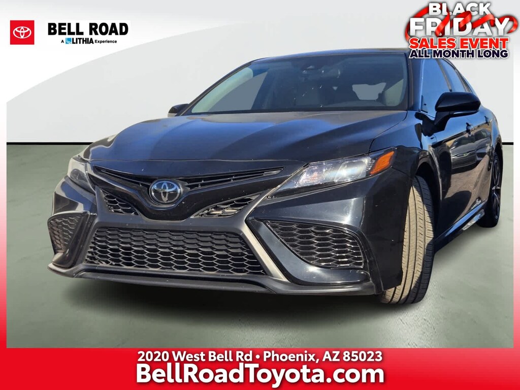 Used 2022 Toyota Camry SE Sedan