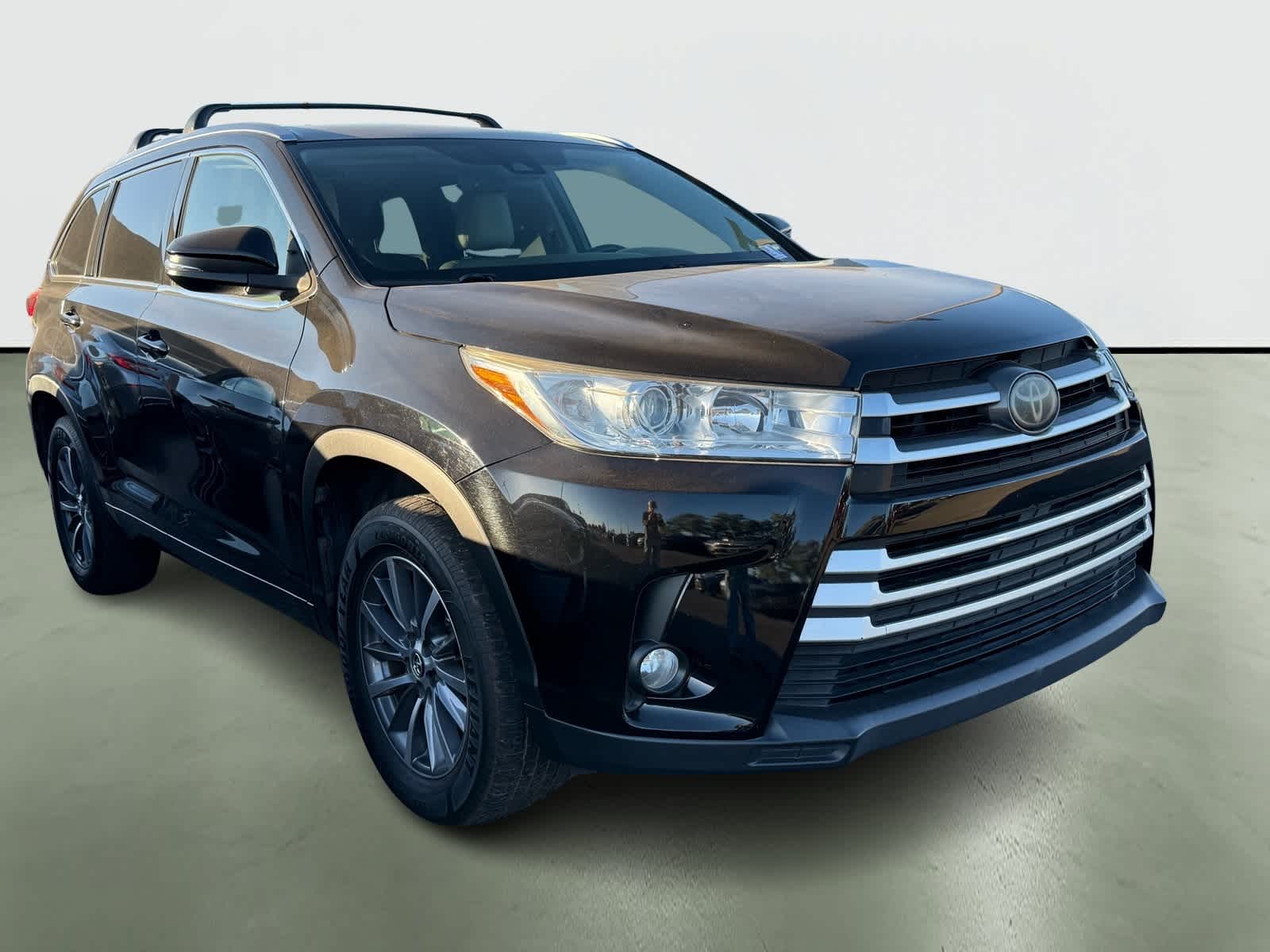 Thumbnail: 2018 Toyota Highlander - 5