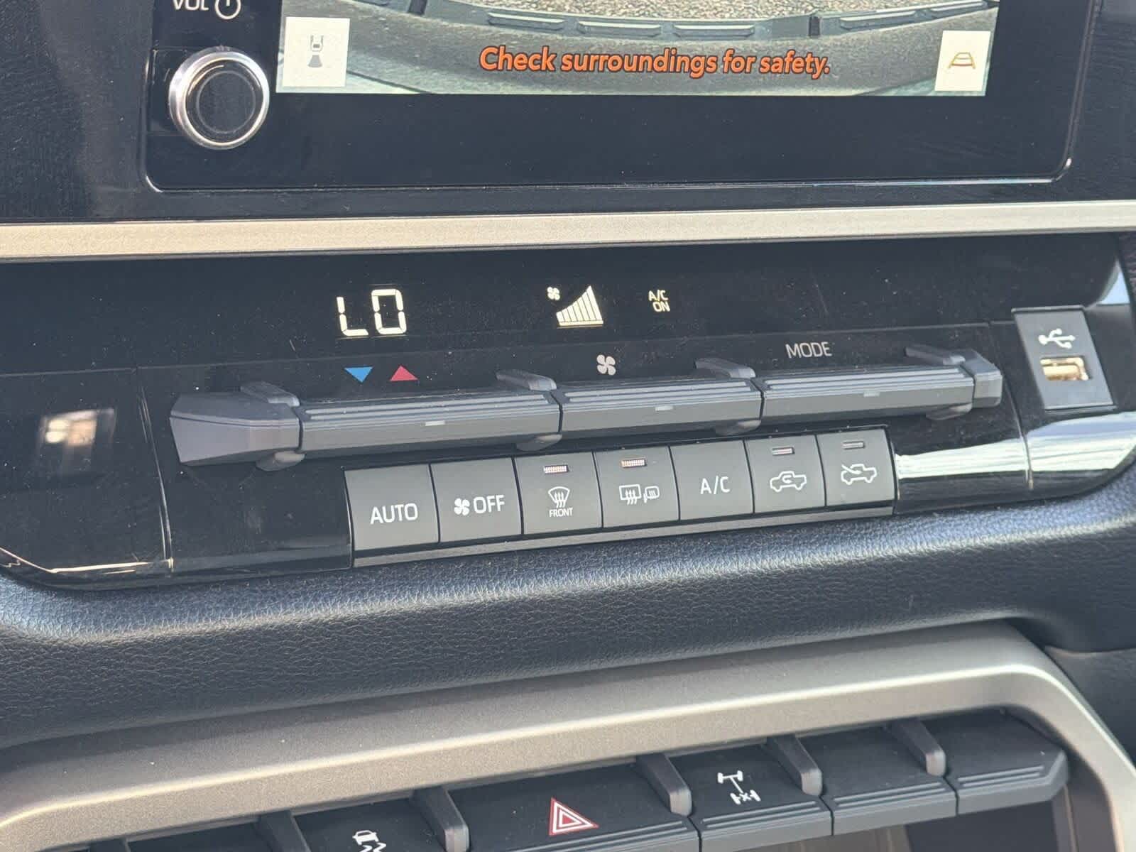 Thumbnail: 2024 Toyota Tundra - 23