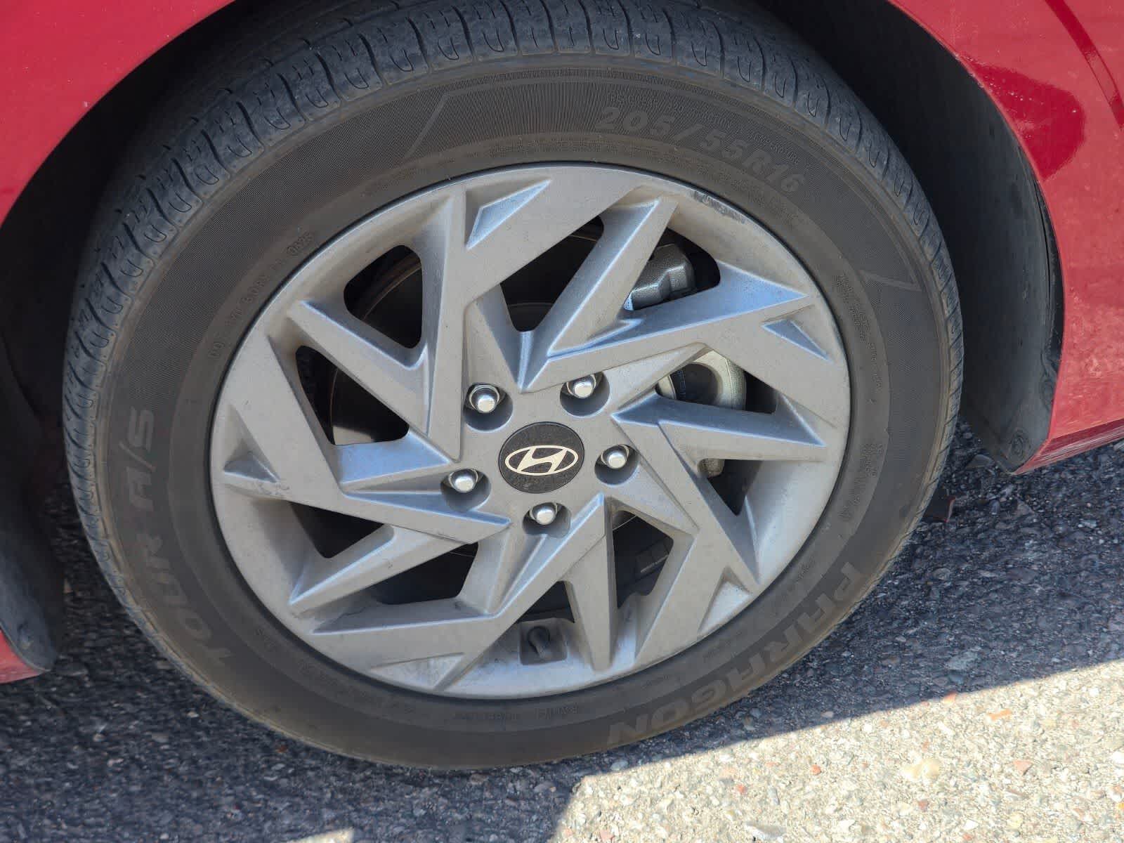 Thumbnail: 2024 Hyundai Elantra - 10