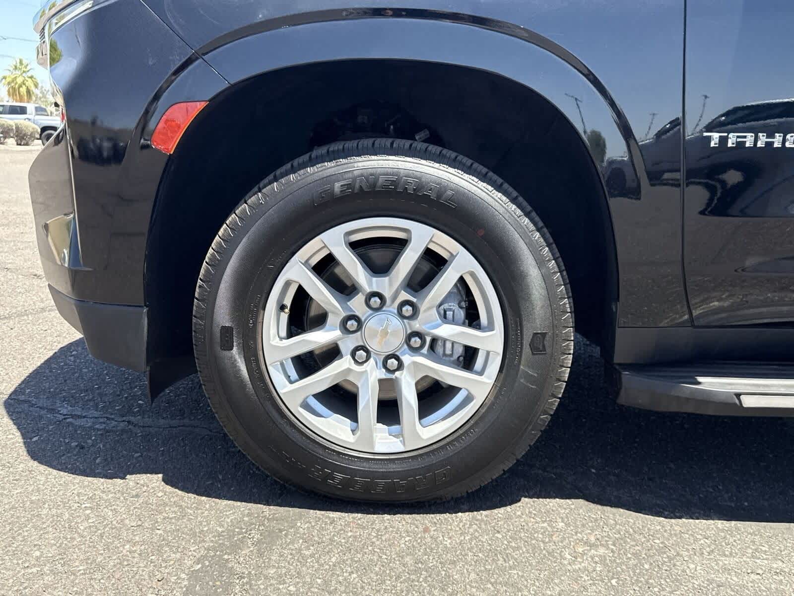 Thumbnail: 2021 Chevrolet Tahoe - 10