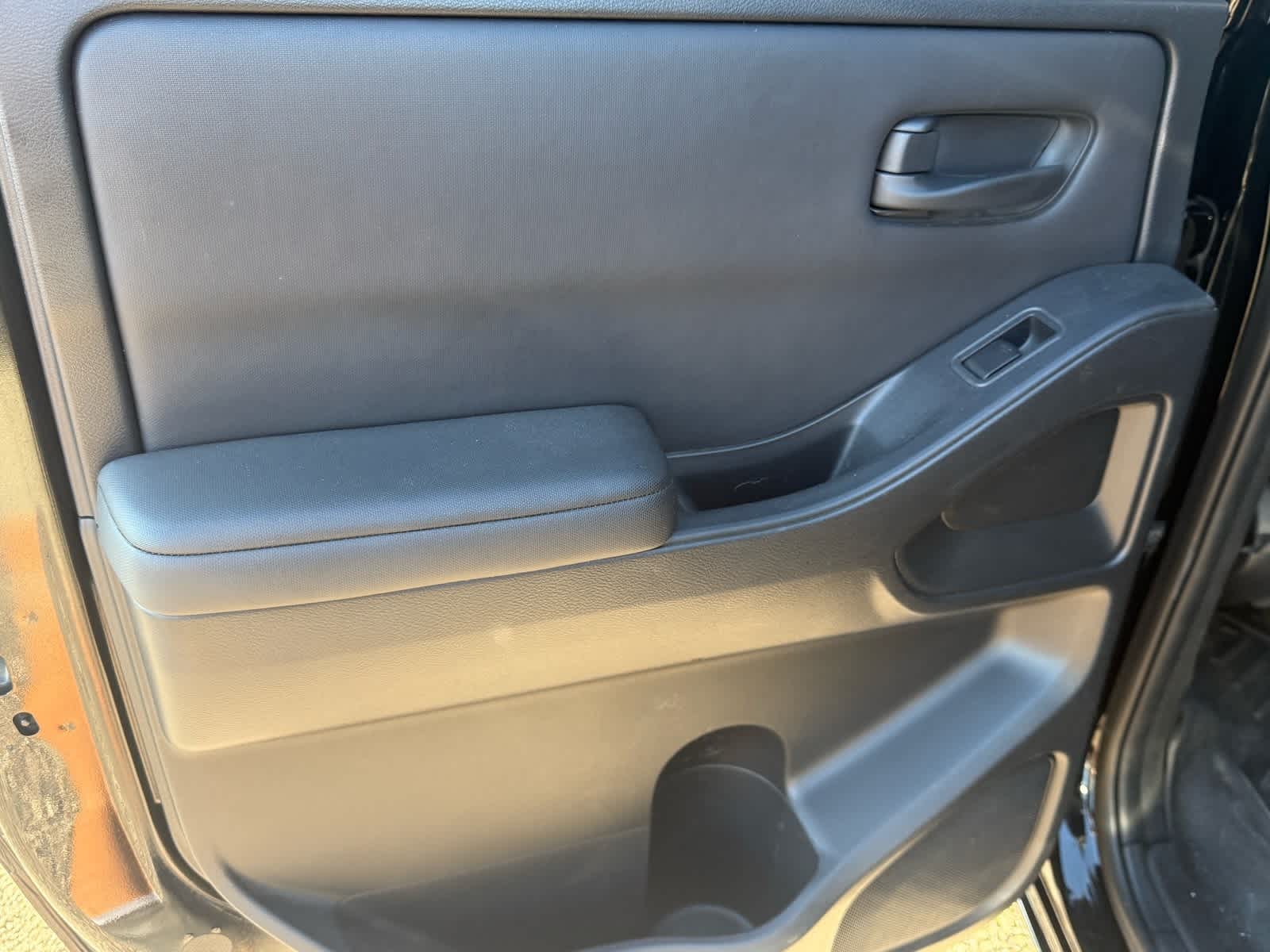 Thumbnail: 2022 Nissan Frontier - 10