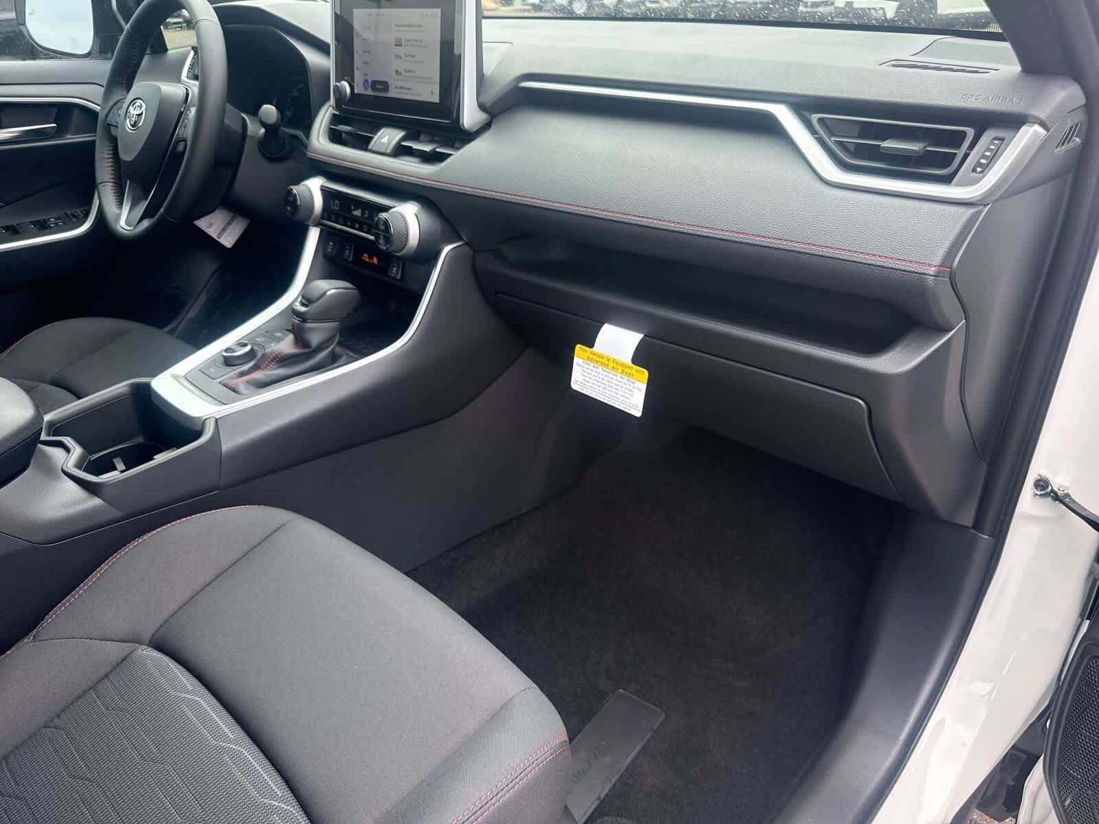 Thumbnail: 2025 Toyota RAV4 - 11