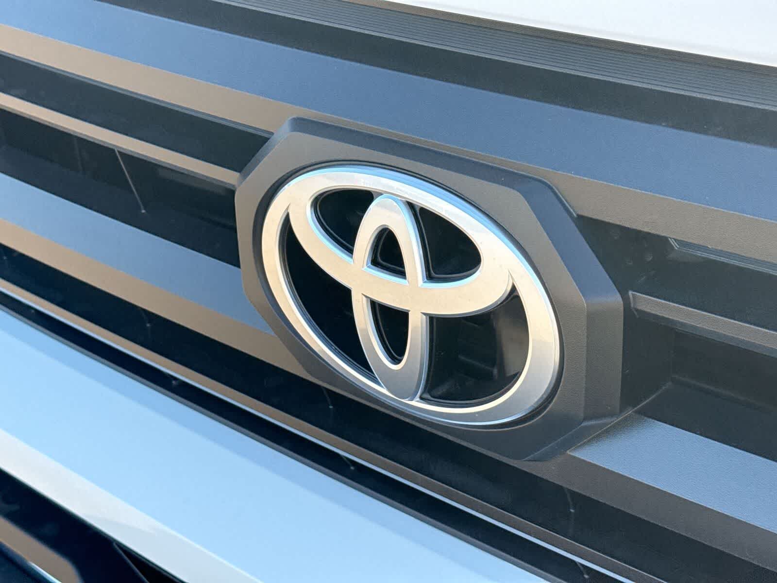 Thumbnail: 2025 Toyota Tacoma - 32