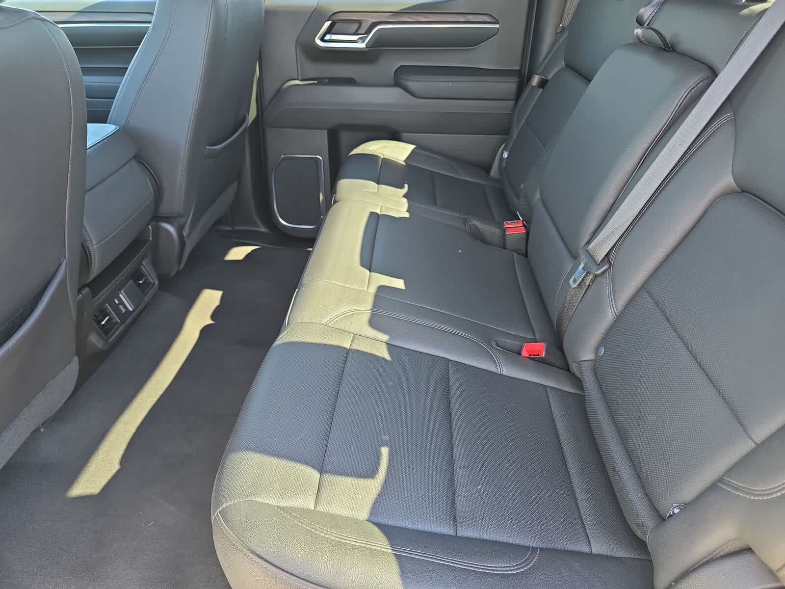 Thumbnail: 2024 GMC Sierra 1500 - 13