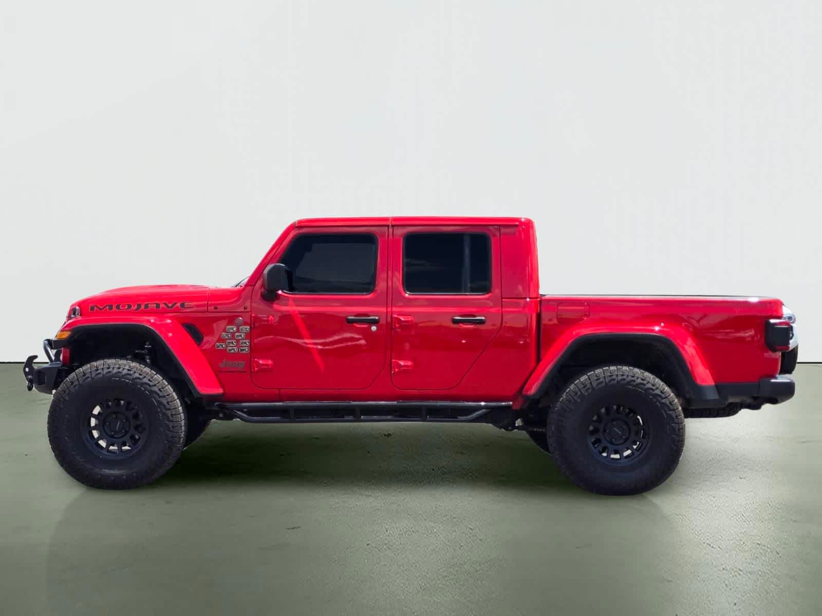 Thumbnail: 2021 Jeep Gladiator - 3
