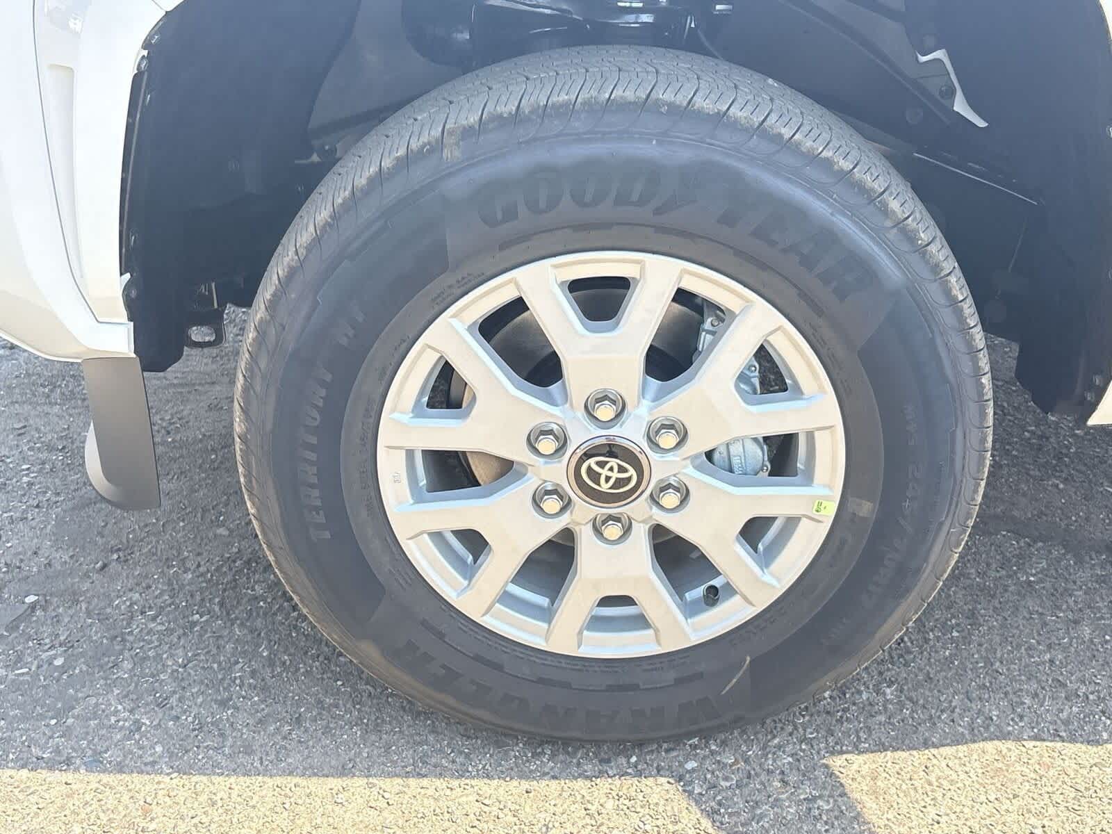 Thumbnail: 2025 Toyota Tacoma - 10