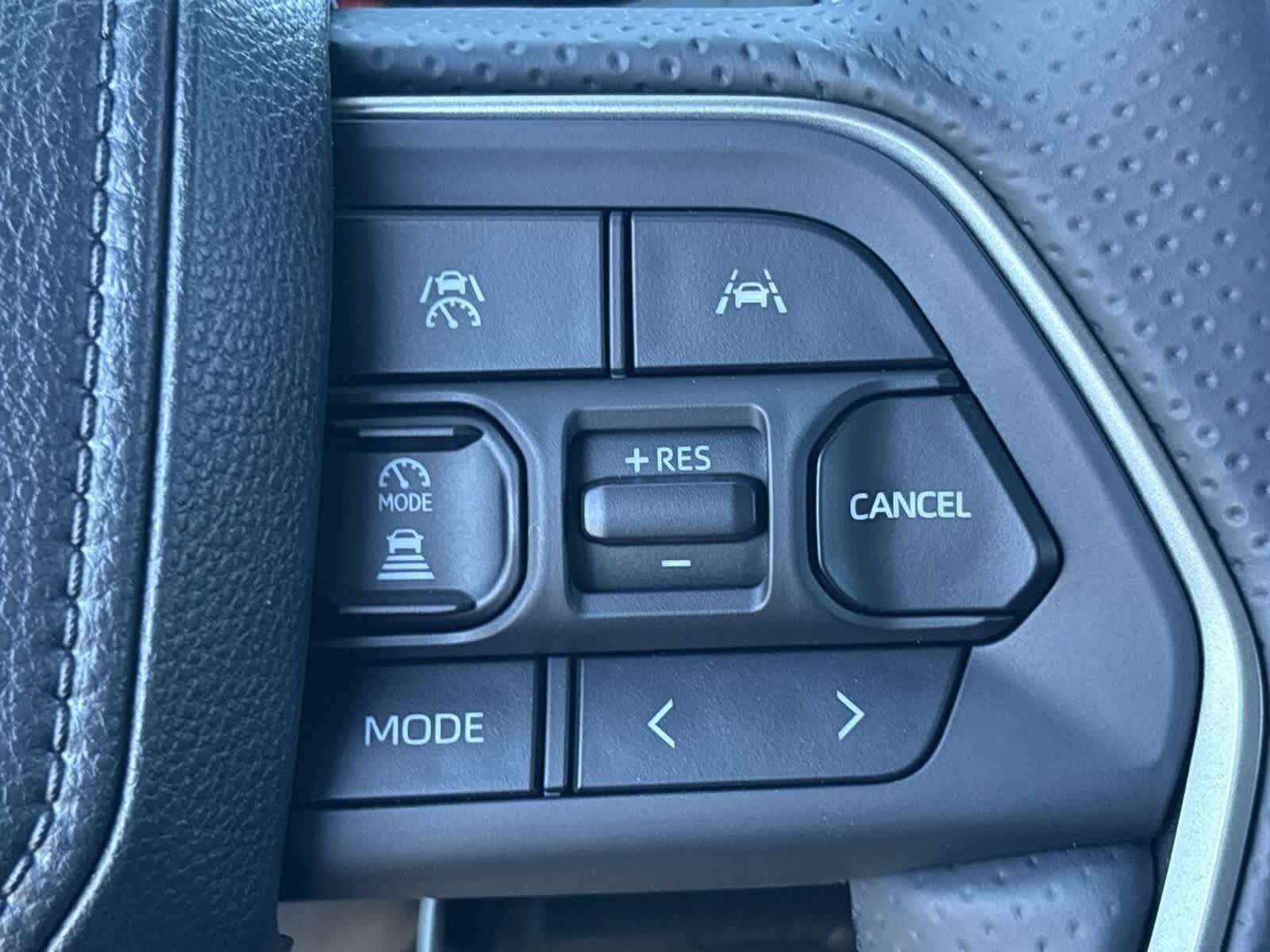 Thumbnail: 2025 Toyota 4Runner - 29