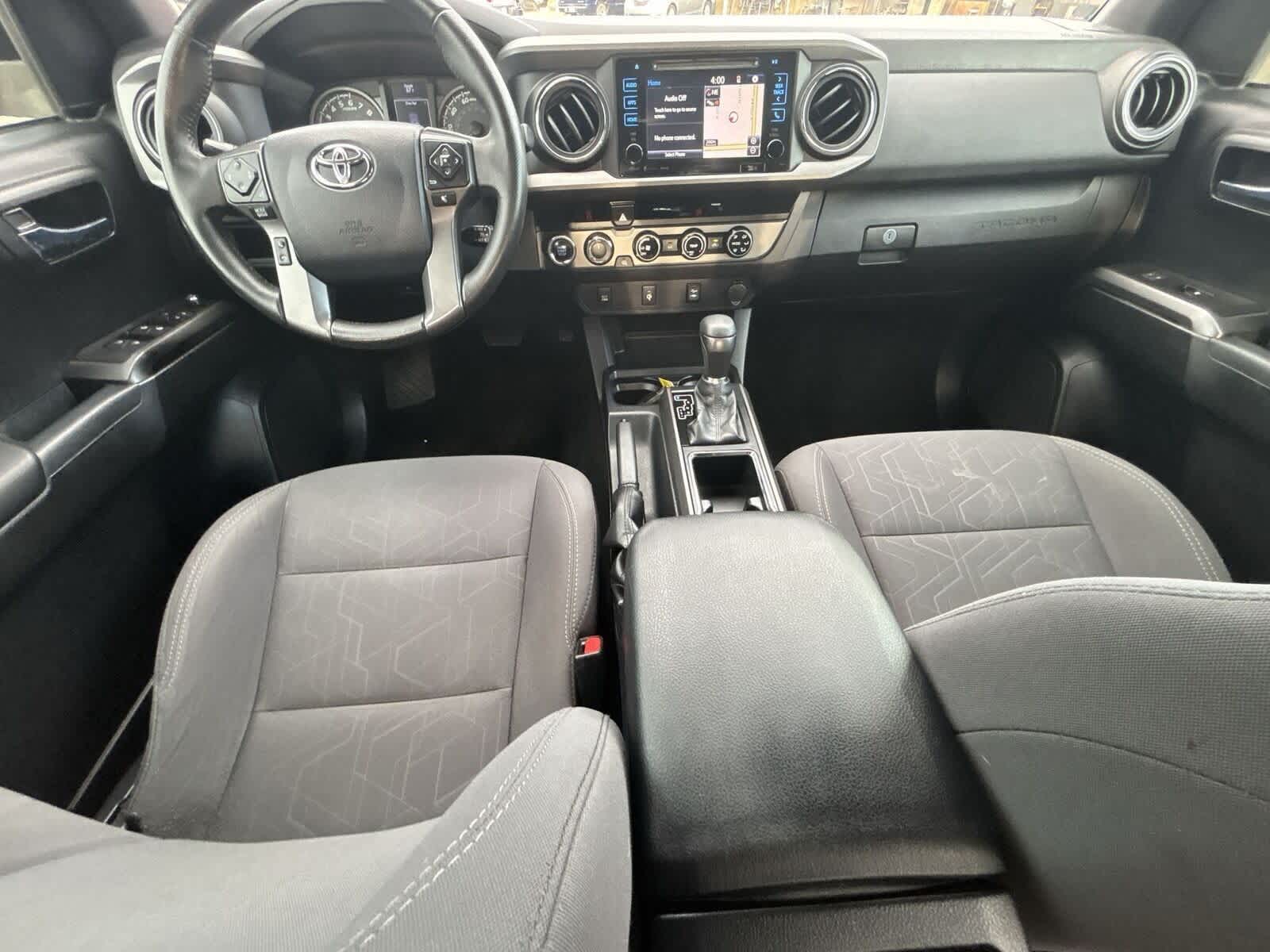 Thumbnail: 2017 Toyota Tacoma - 15