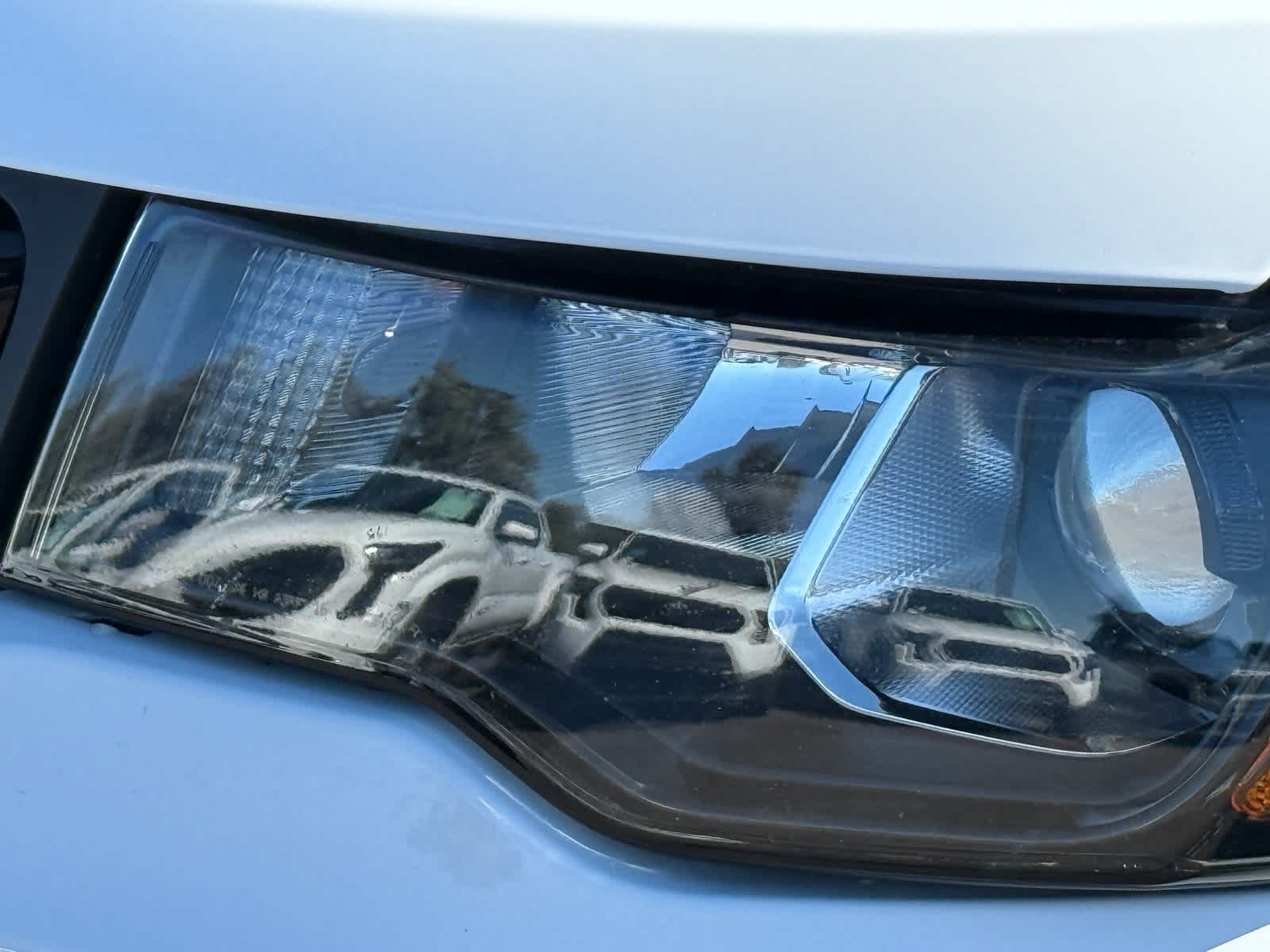 Thumbnail: 2019 Jeep Grand Cherokee - 14