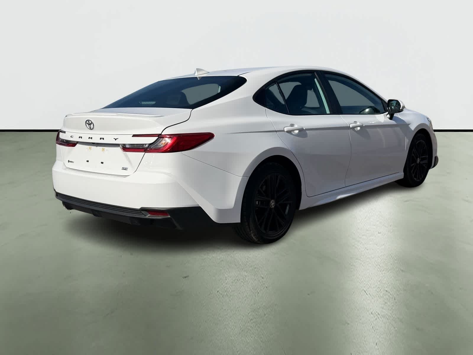 Thumbnail: 2025 Toyota Camry - 4