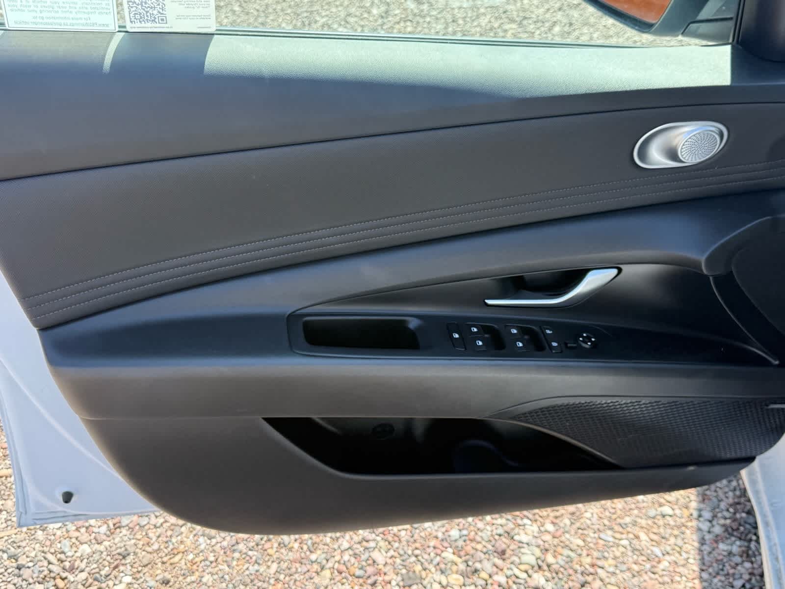 2024 Hyundai Elantra Limited Edition 12