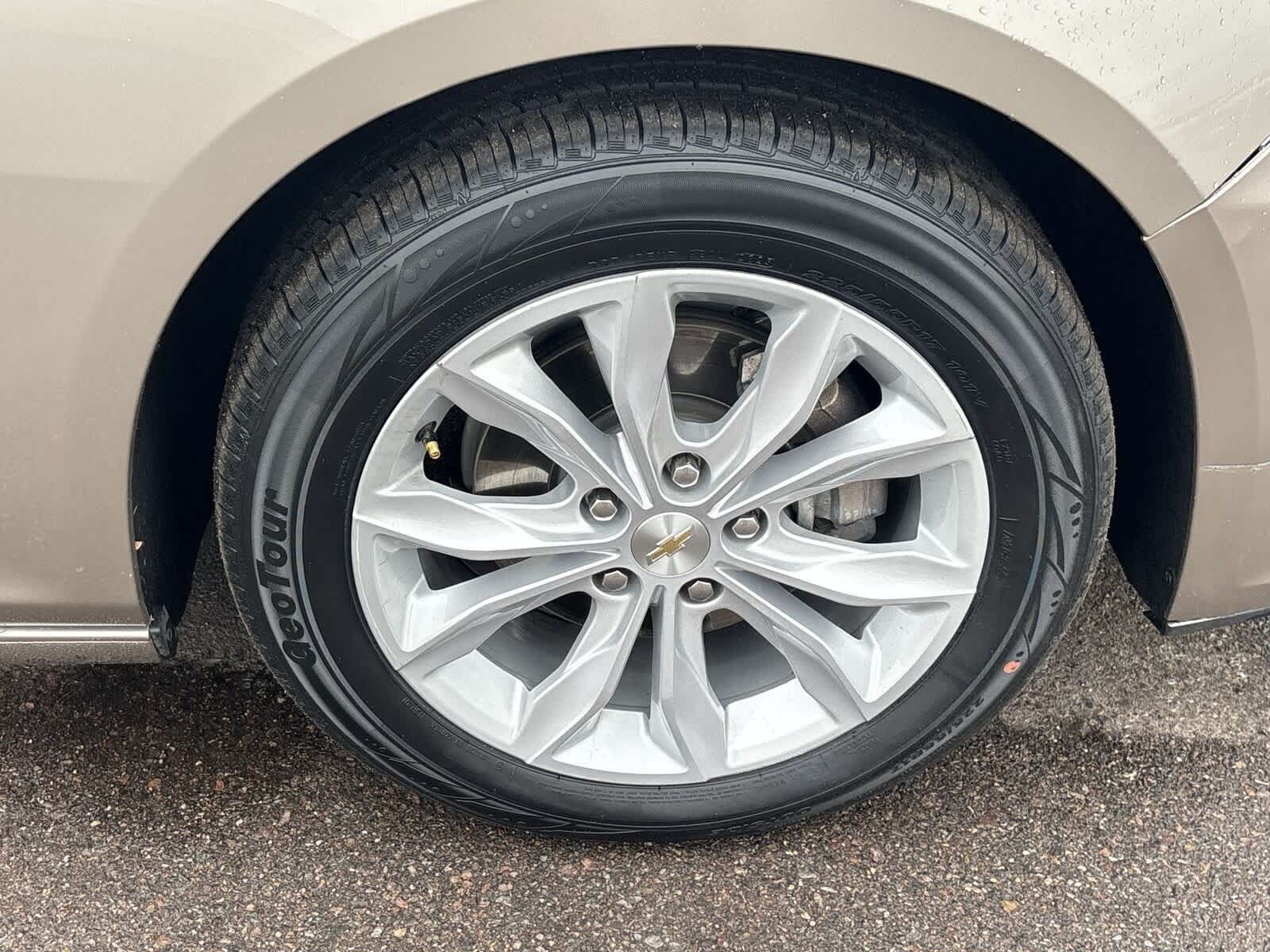 Thumbnail: 2025 Chevrolet Malibu - 15