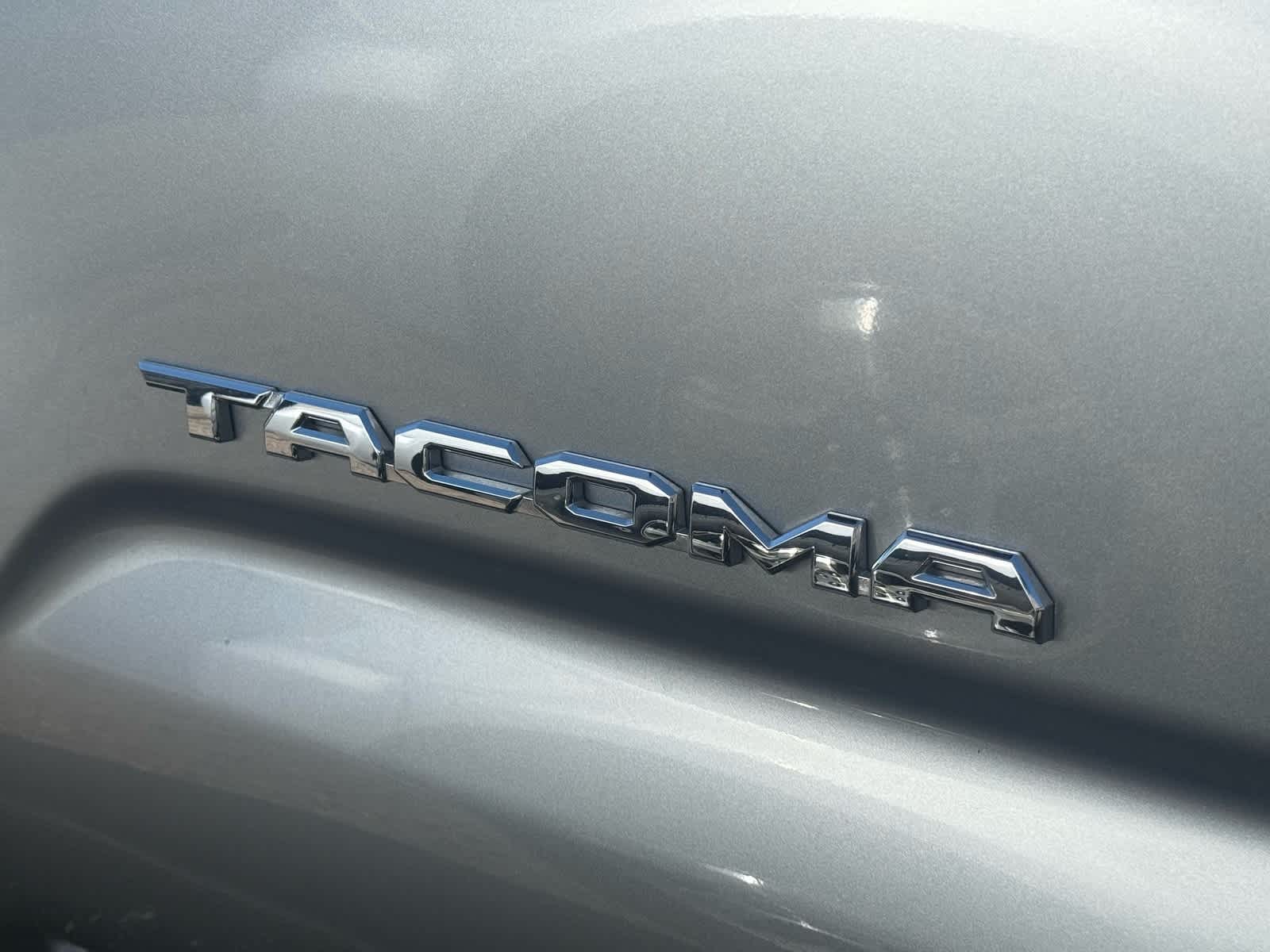 Thumbnail: 2023 Toyota Tacoma - 11