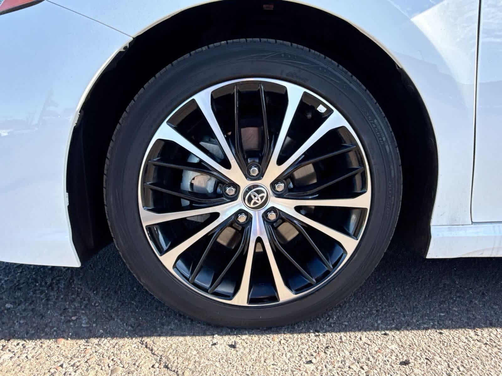 Thumbnail: 2020 Toyota Camry - 10