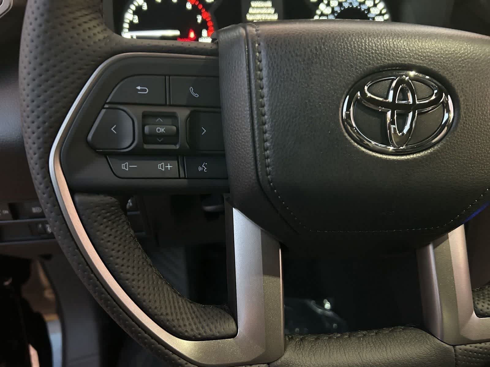 Thumbnail: 2025 Toyota Tundra - 16