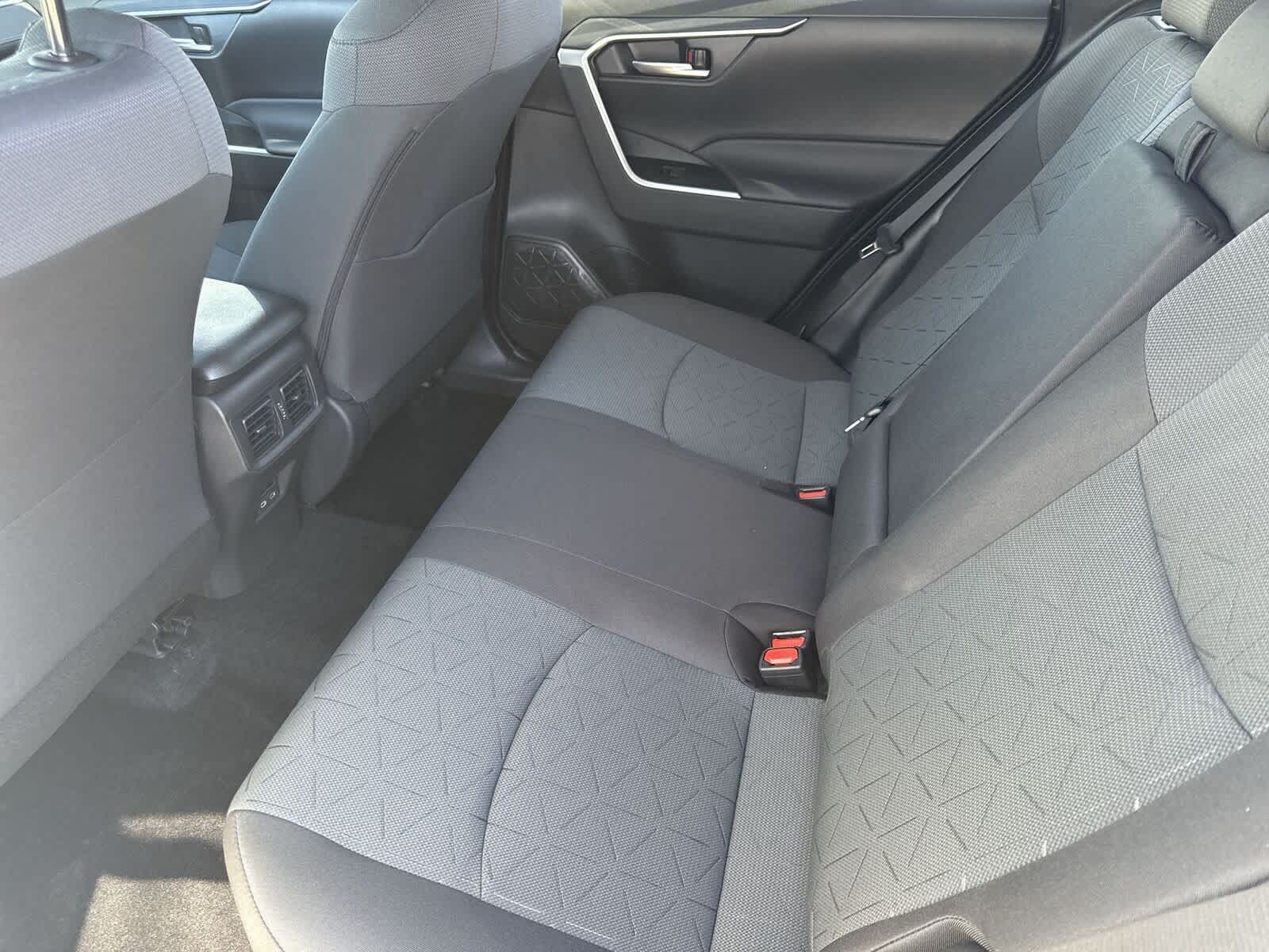 Thumbnail: 2025 Toyota RAV4 - 14