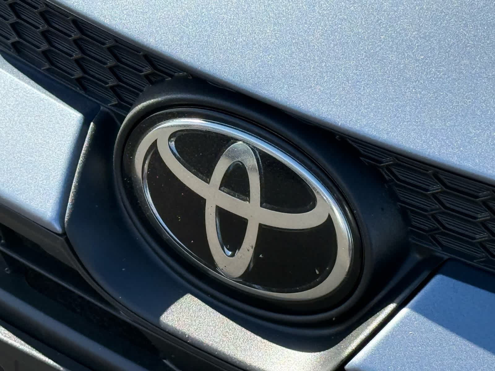 Thumbnail: 2023 Toyota Corolla - 7