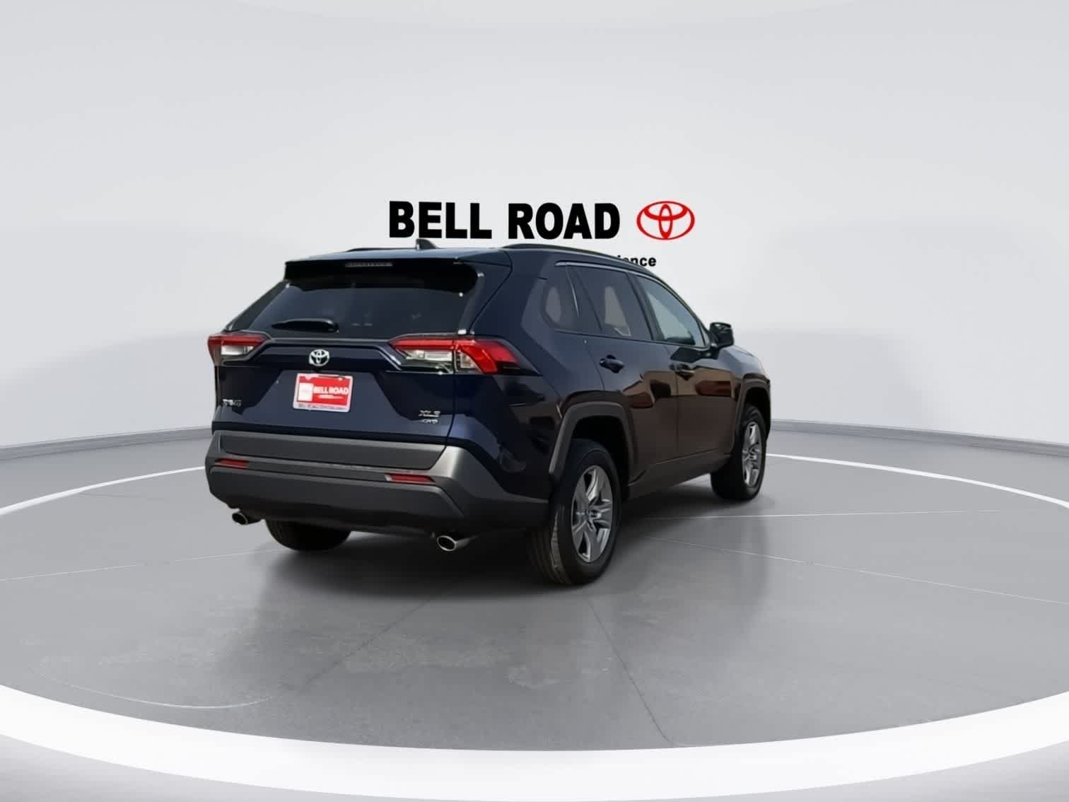 Thumbnail: 2025 Toyota RAV4 - 8