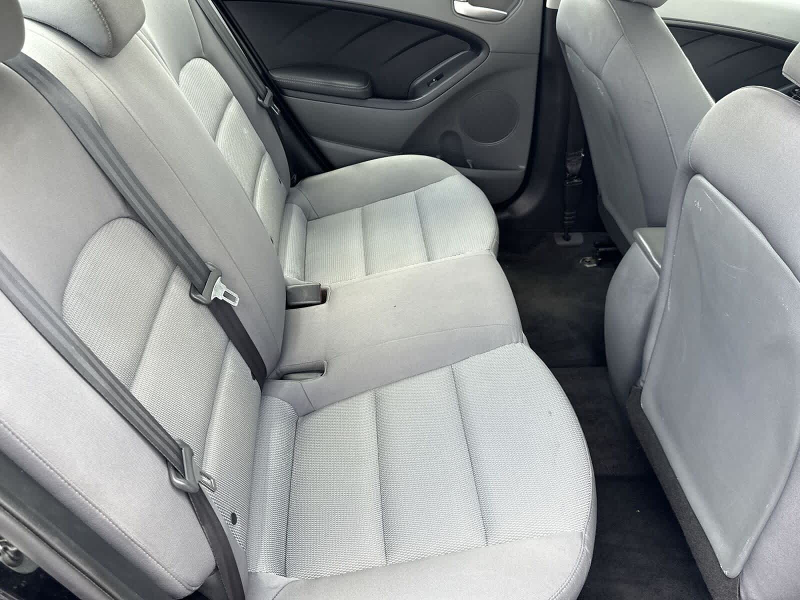 2017 Kia Forte LX 13