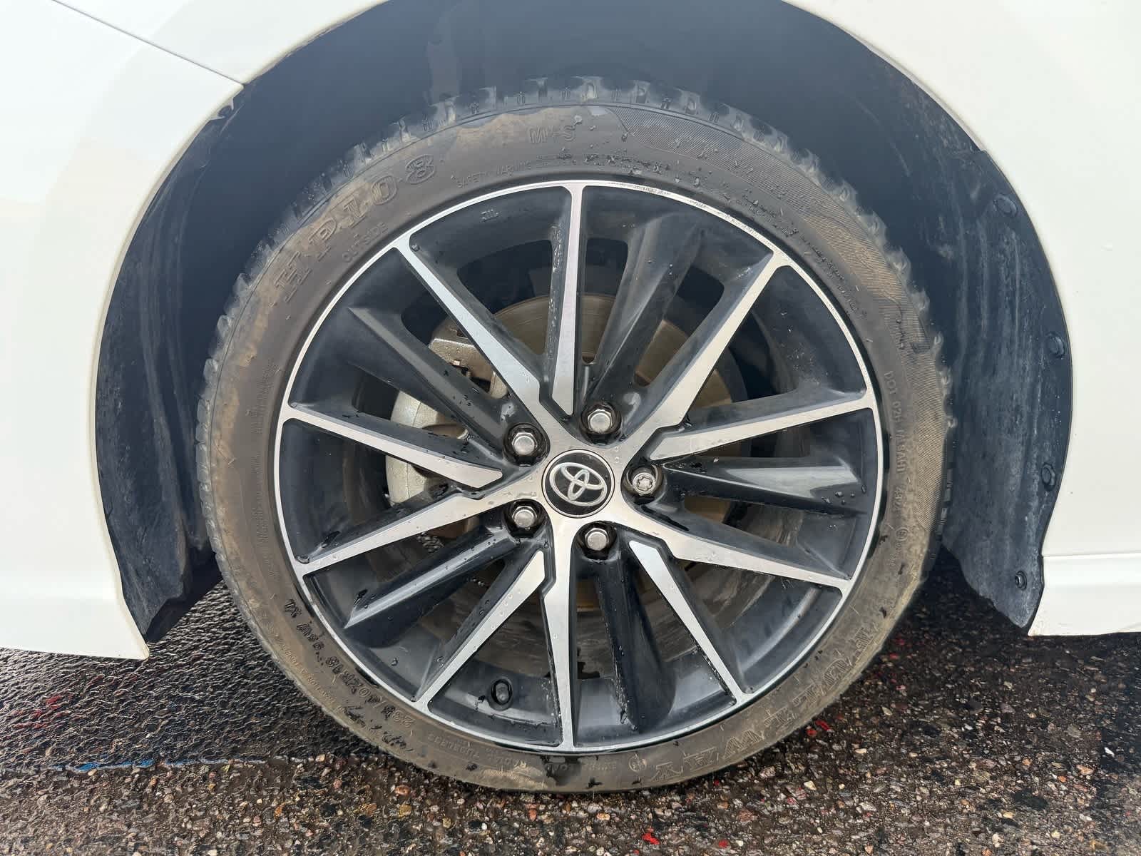 Thumbnail: 2023 Toyota Camry - 6